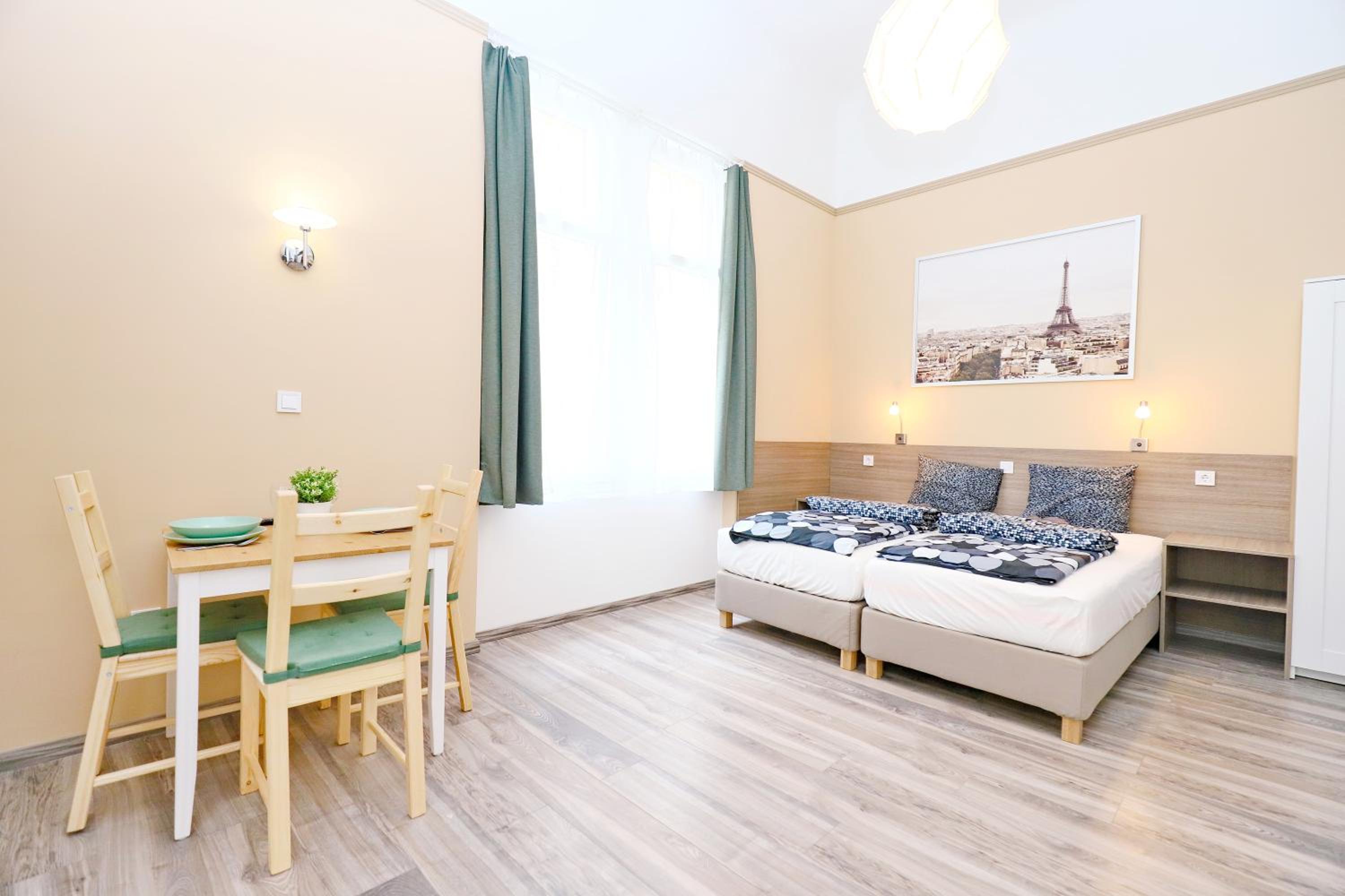 Studio Apartment