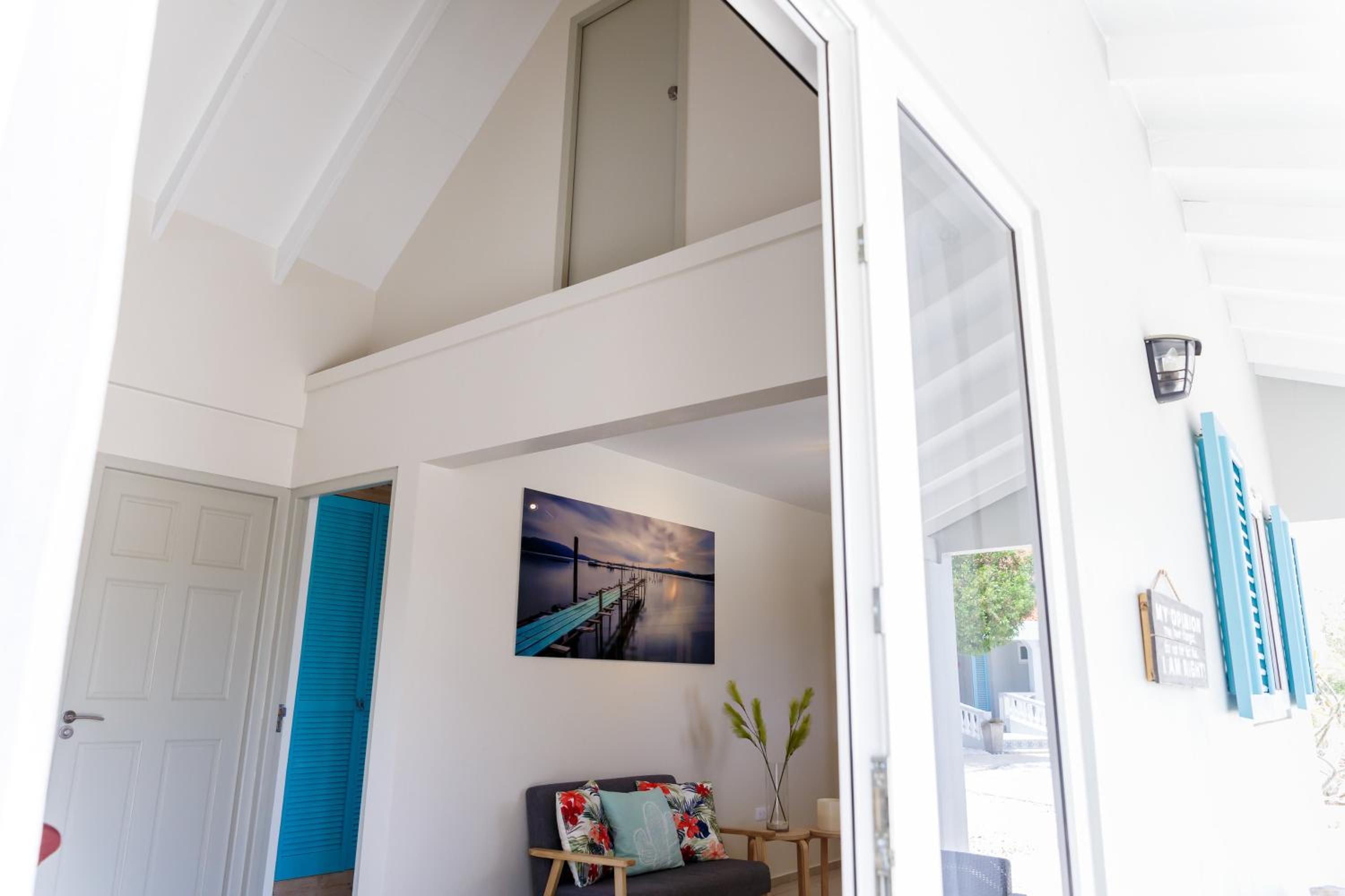 One-Bedroom Bungalow photo 3
