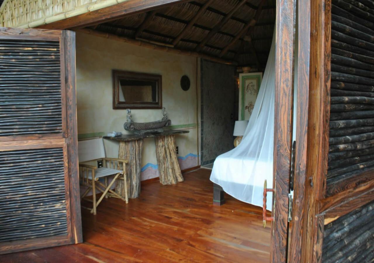 King Room with Lake View - Photo 1