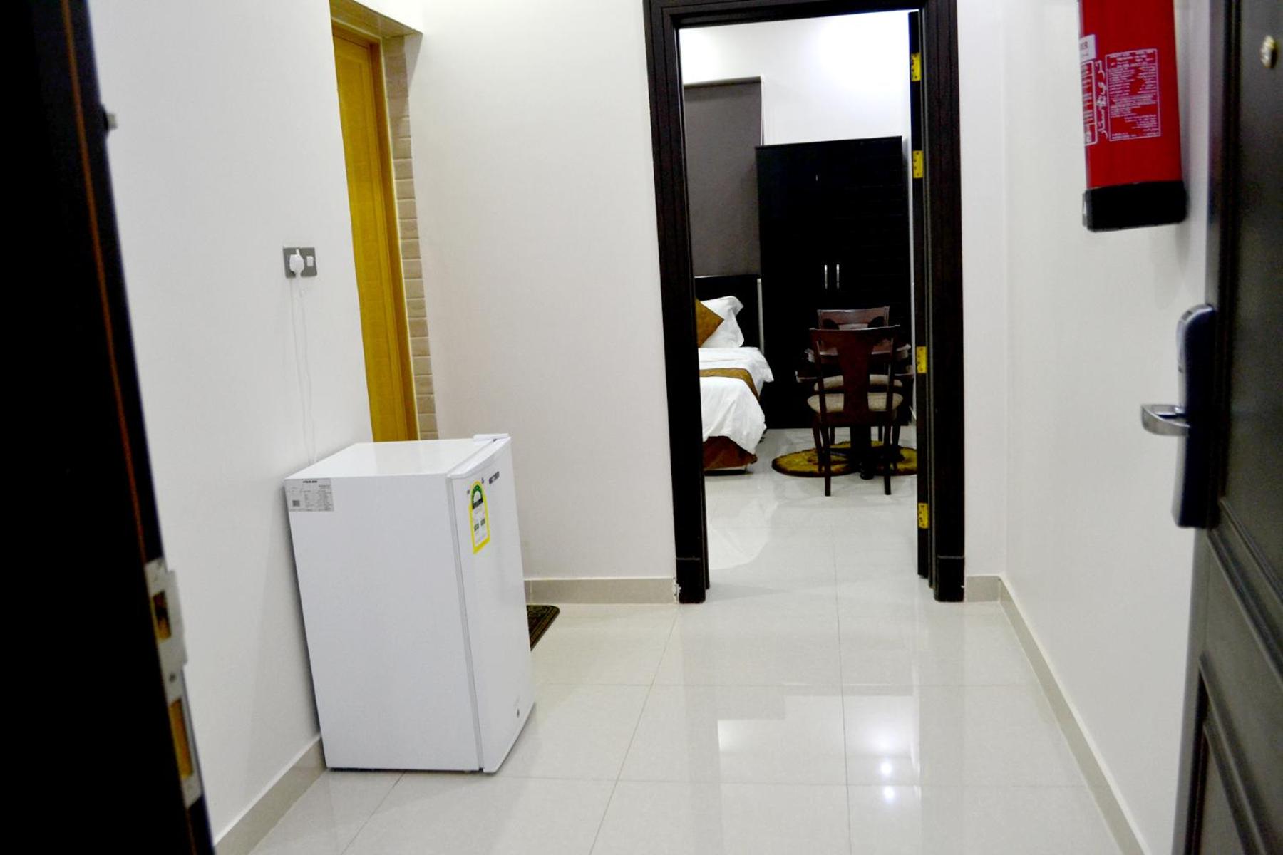 Deluxe Room (2 Adults + 1 Child) photo 2