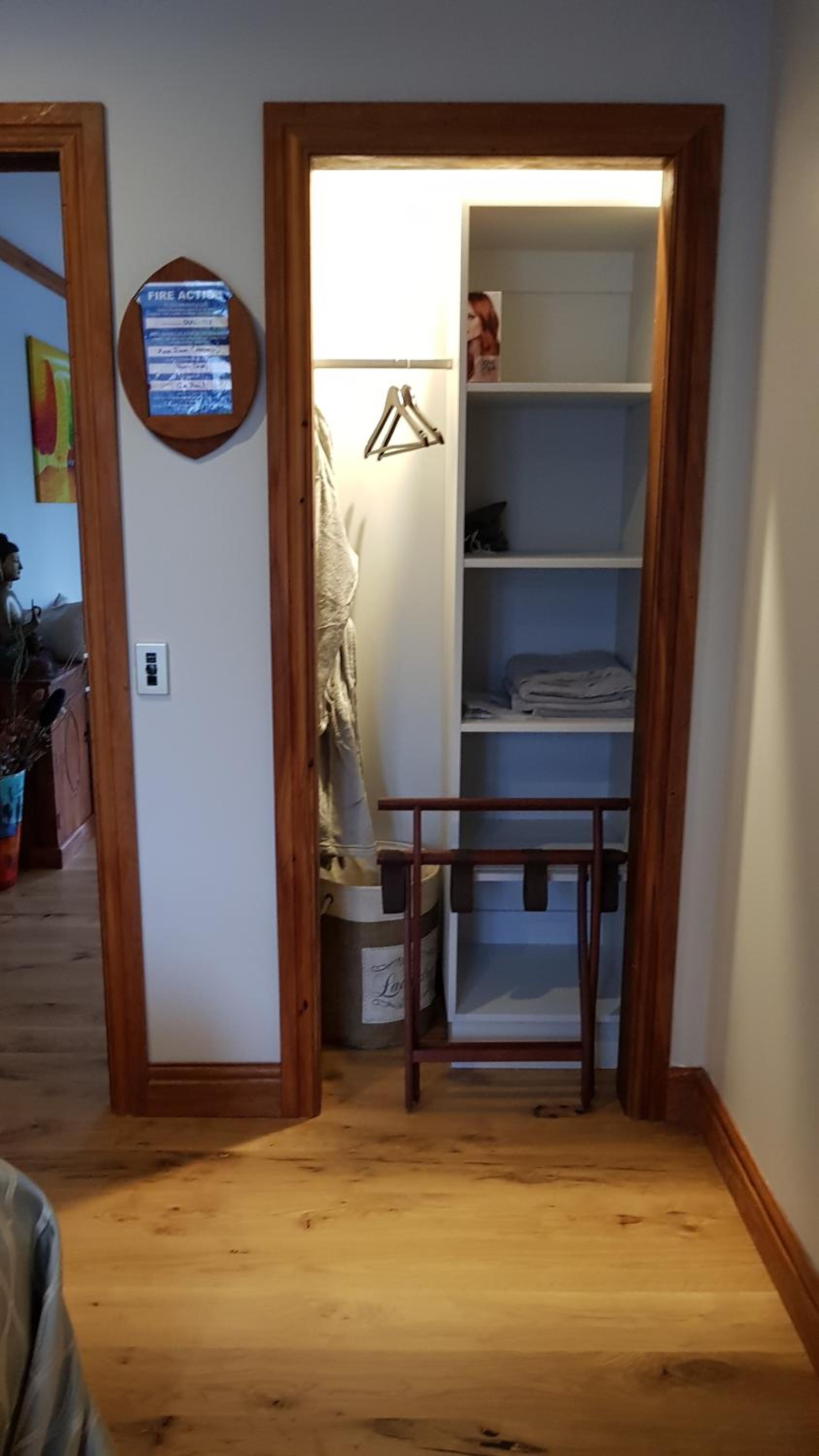 Deluxe King Room - Disability Access photo 2