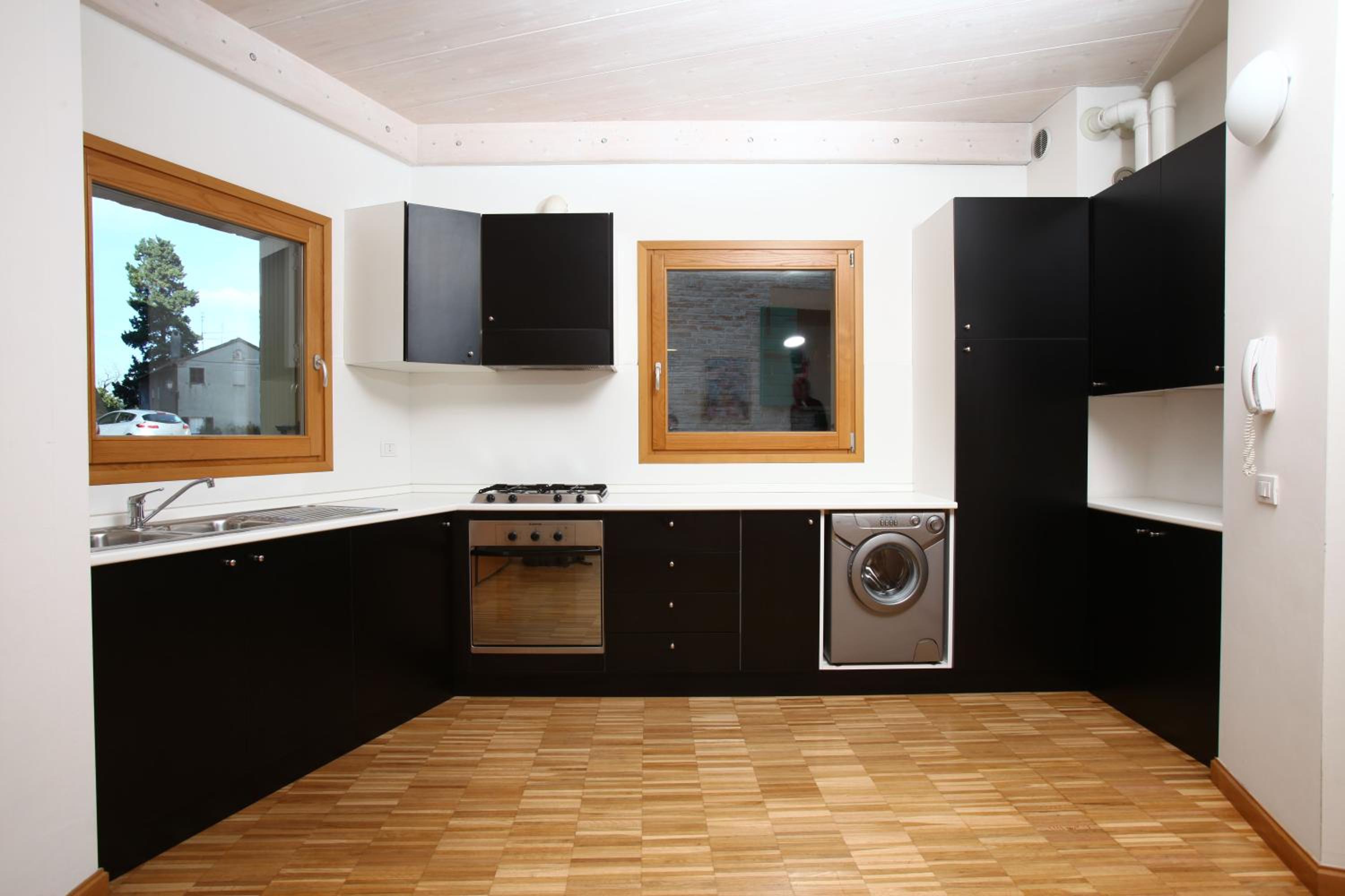 One-Bedroom Apartment - Separate Building - Photo 8