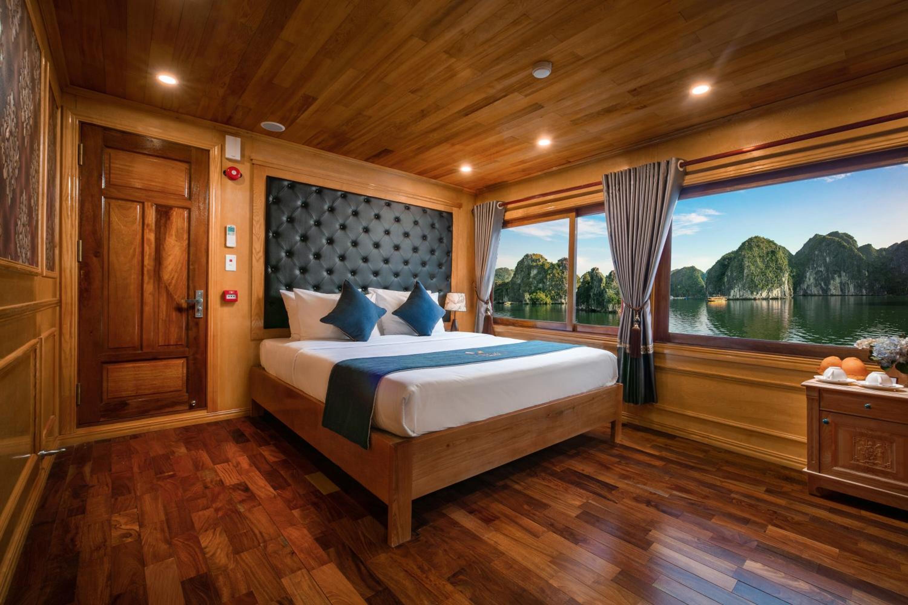 Deluxe Double or Twin Room with Sea View - 2 Days 1 Night photo 1