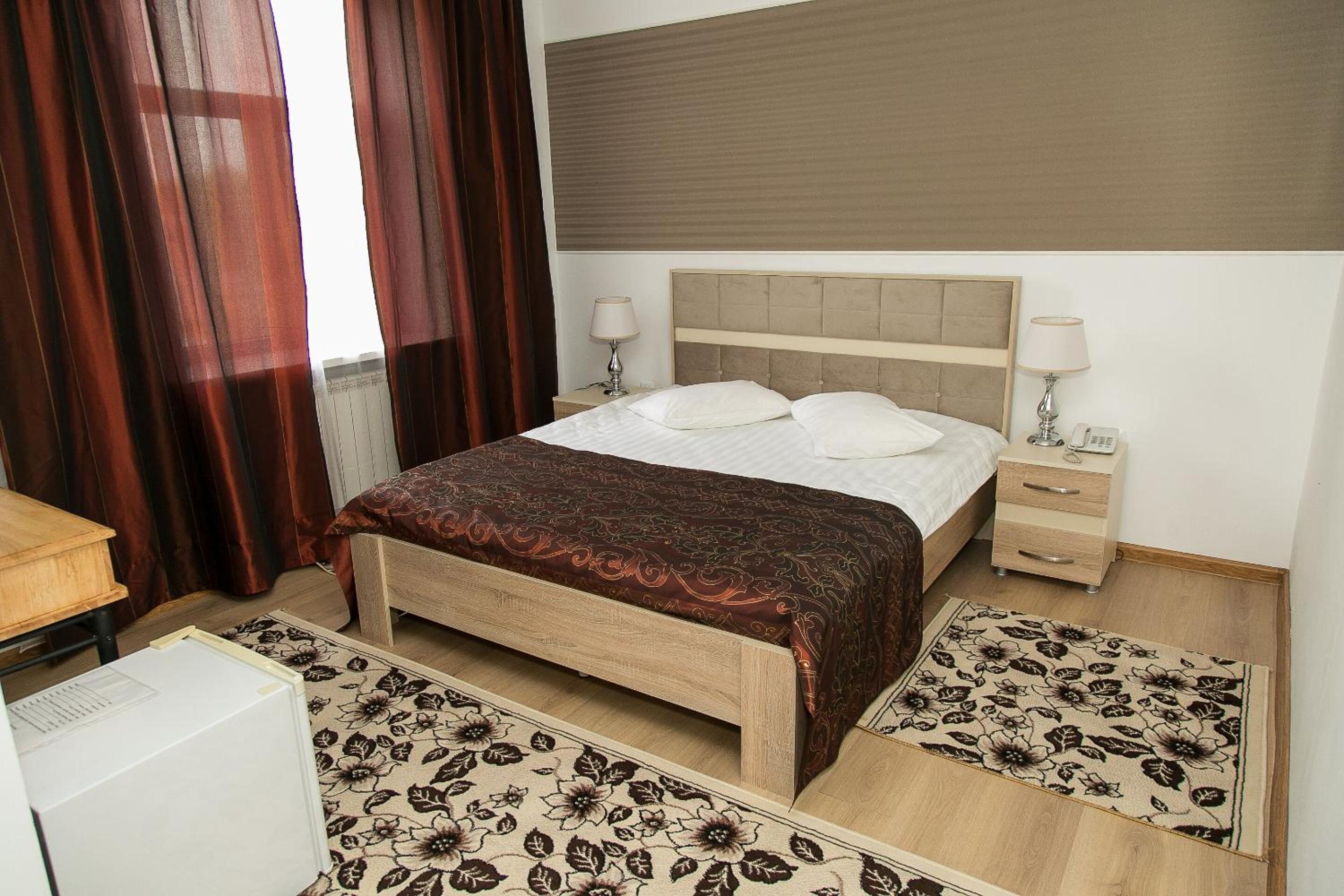 Budget Double Room photo 2