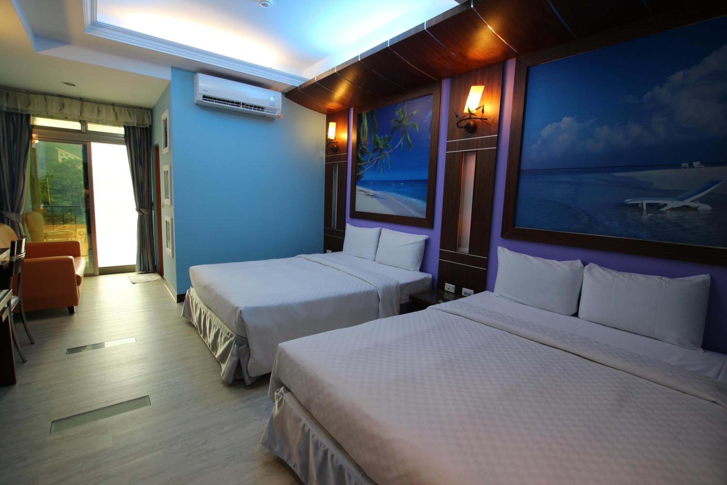 Quadruple Room - Photo 5