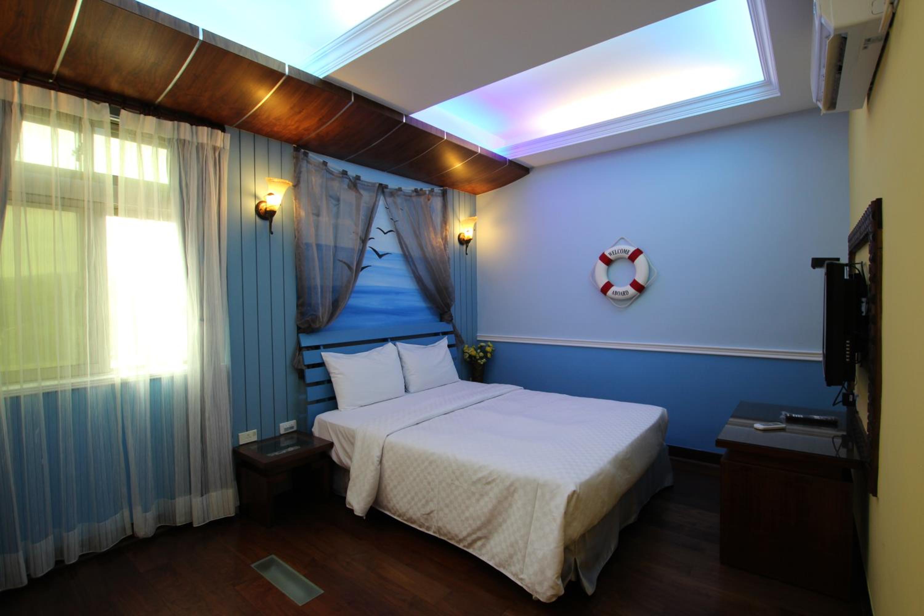 Double Room - Photo 10