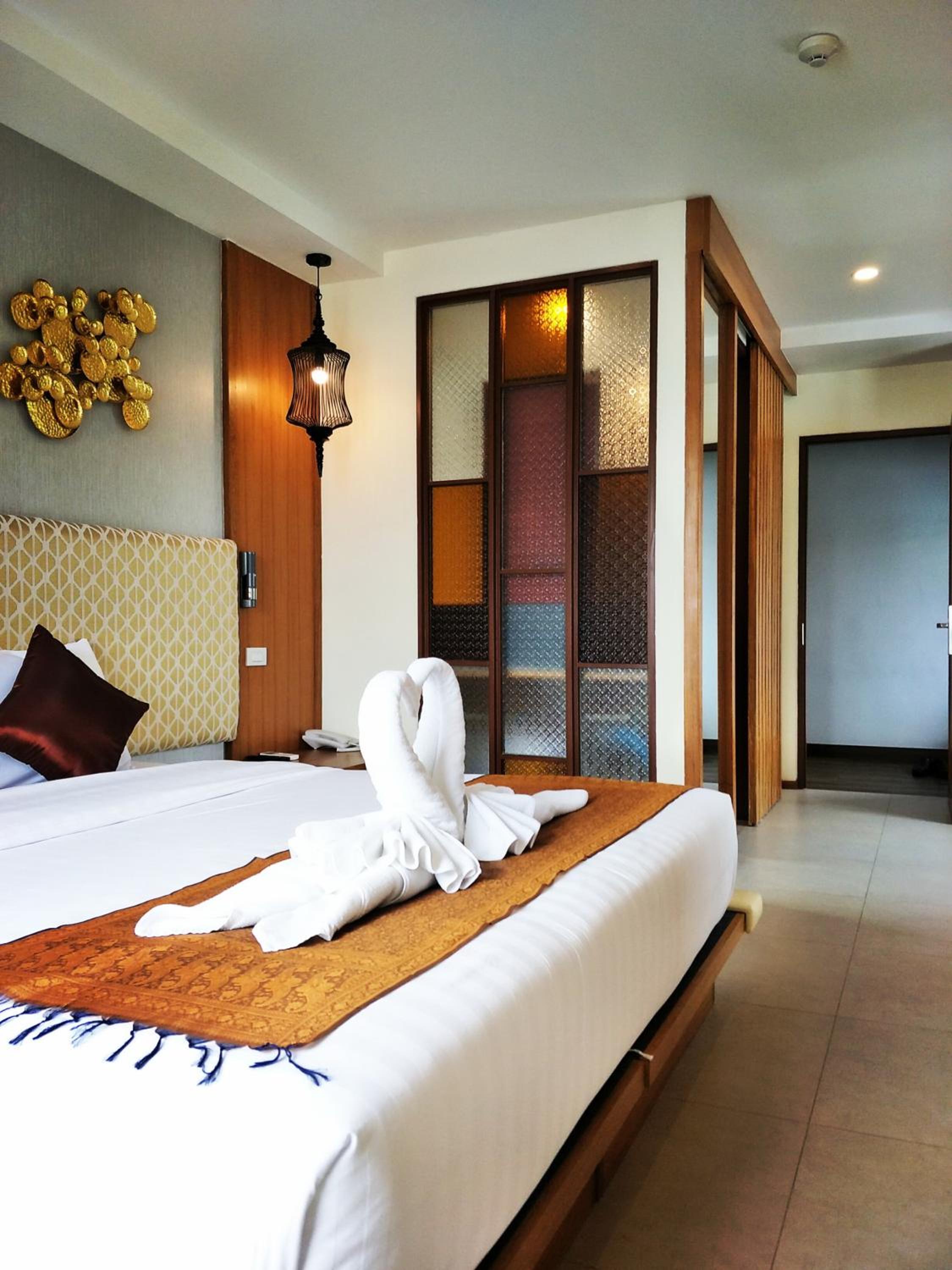 Premier Twin Room photo 3