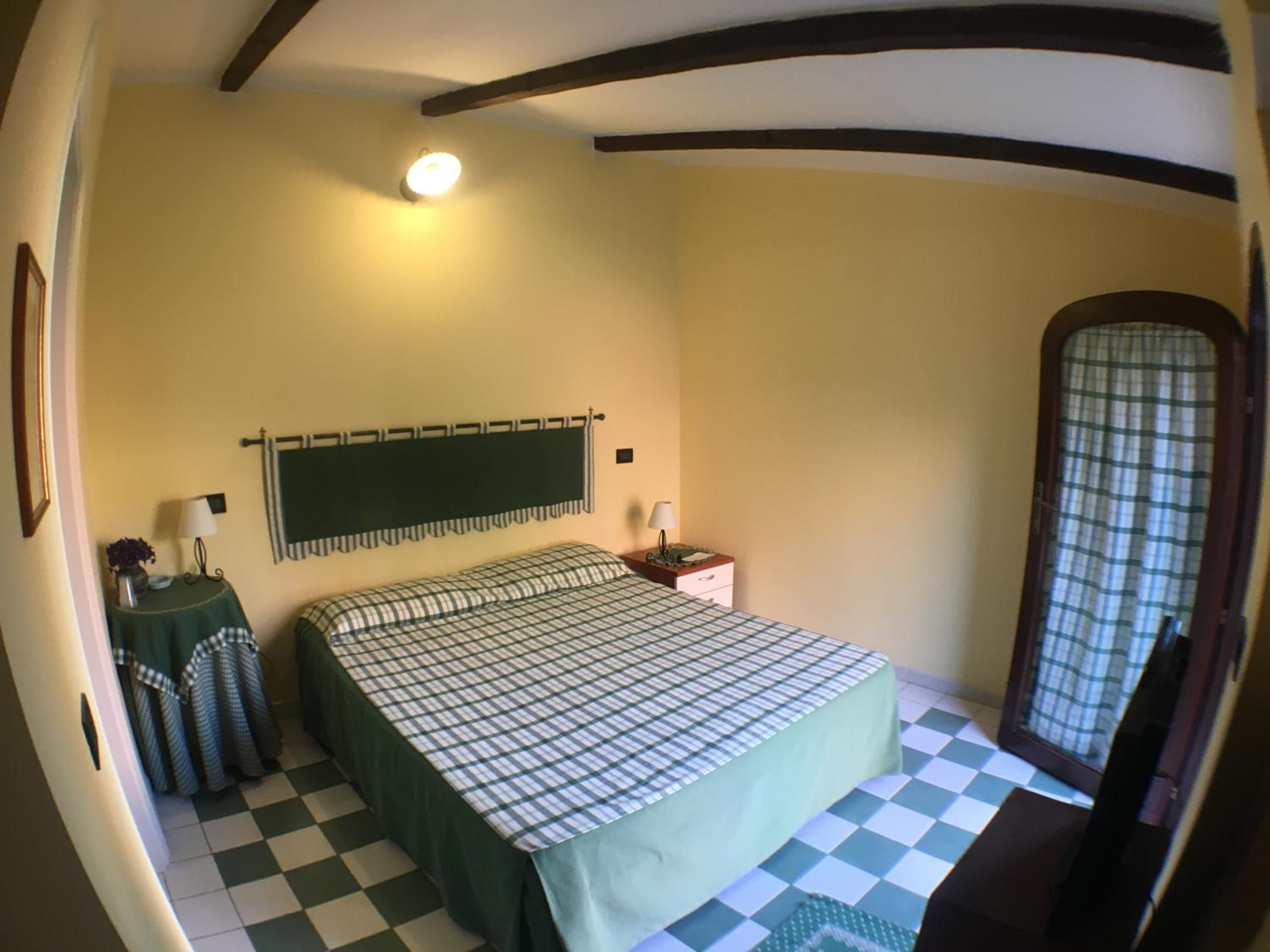 King Room with Garden View - Photo 5