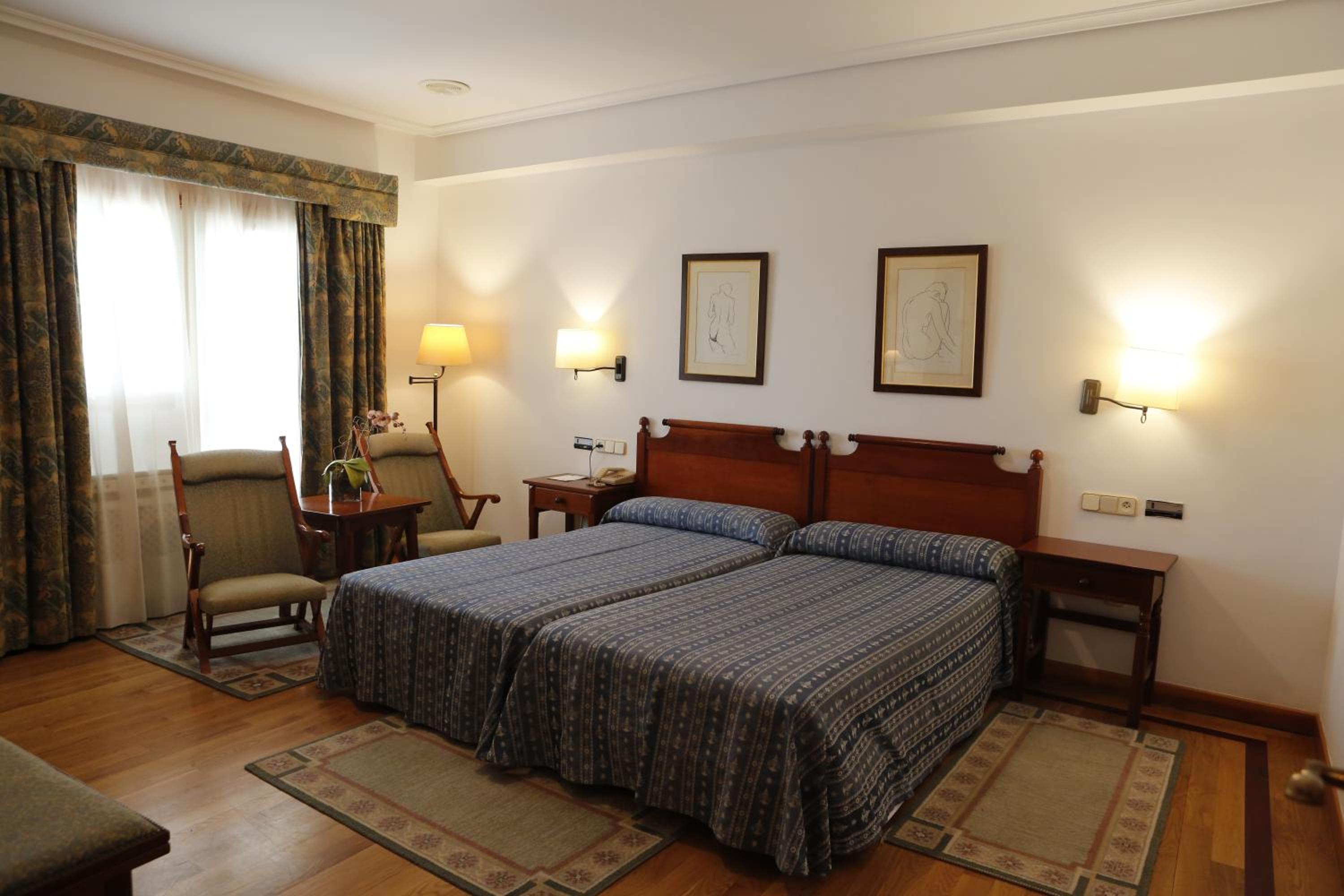 Habitación Doble o con Dos Camas