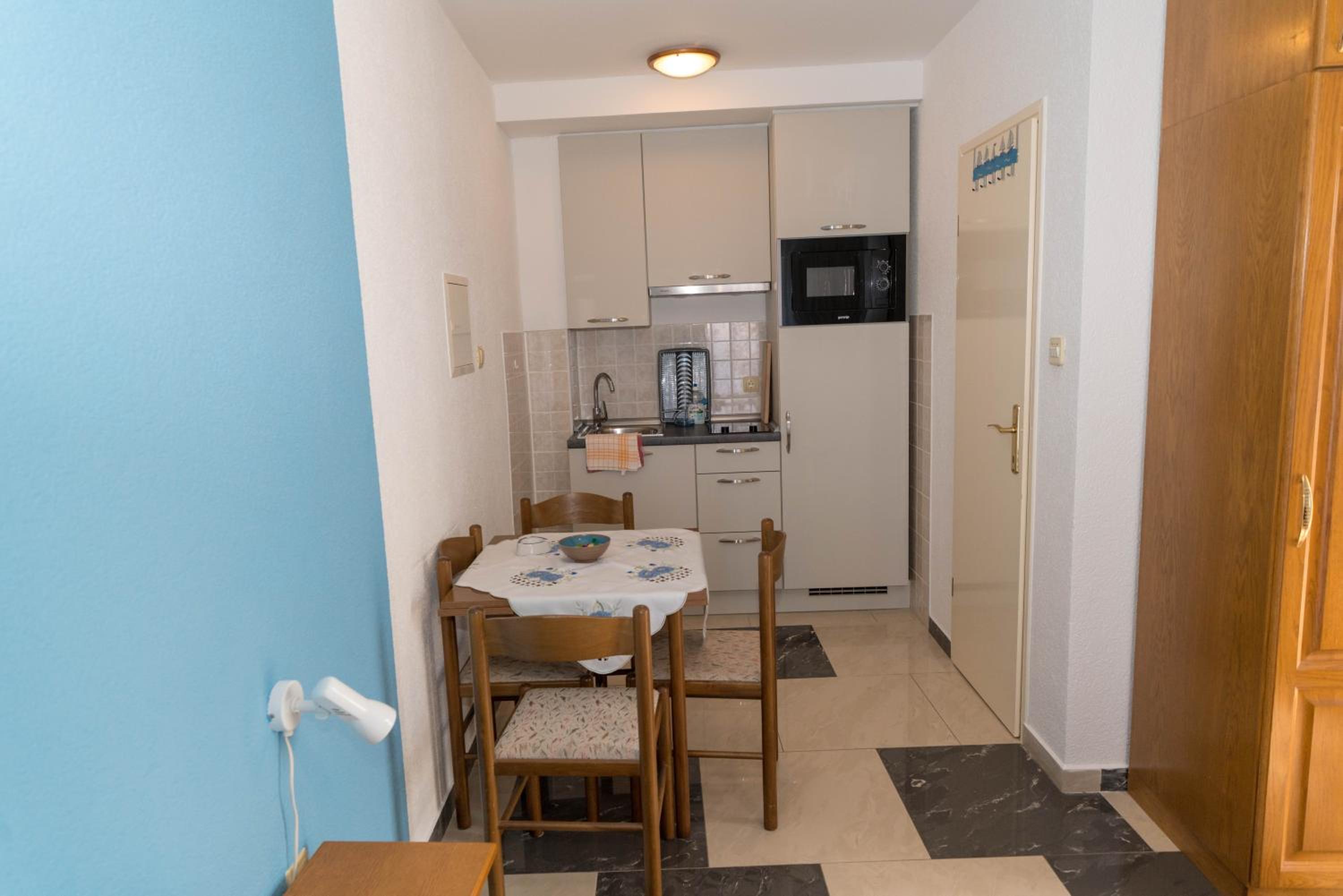 Studio Apartment with Sea View photo 3