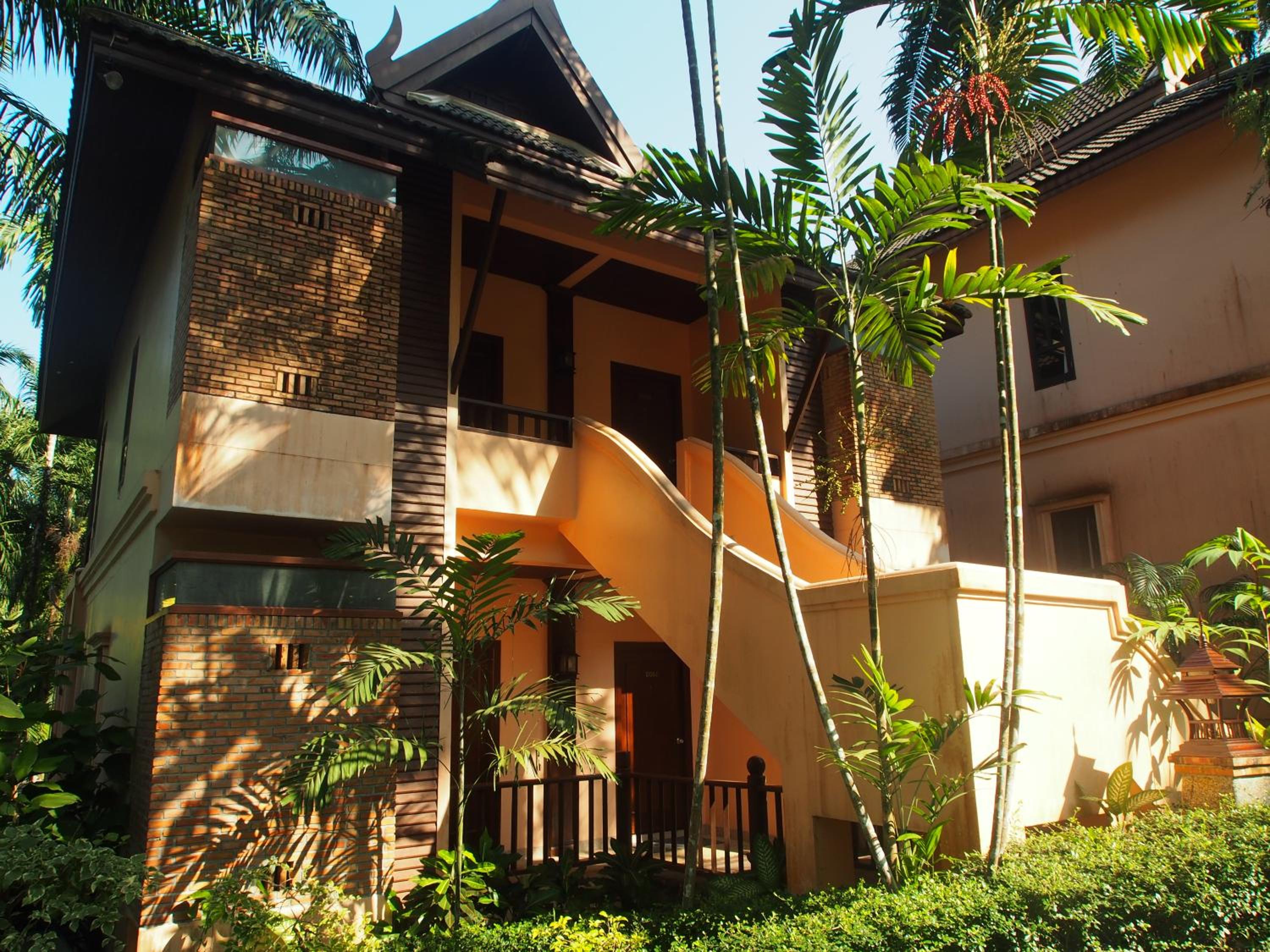 Deluxe Double or Twin Room with Mountain View - Photo 12