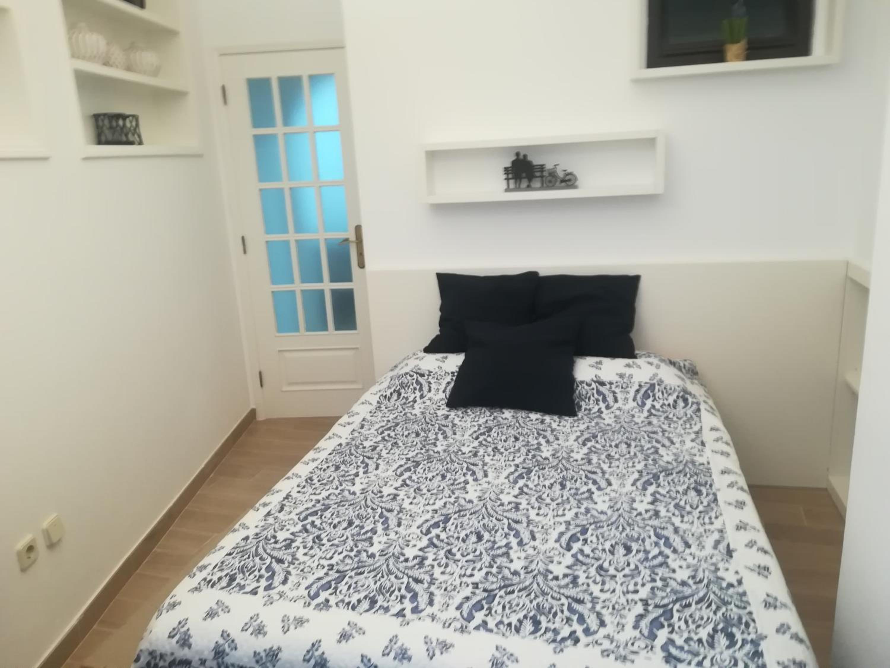 Apartment - Photo 4