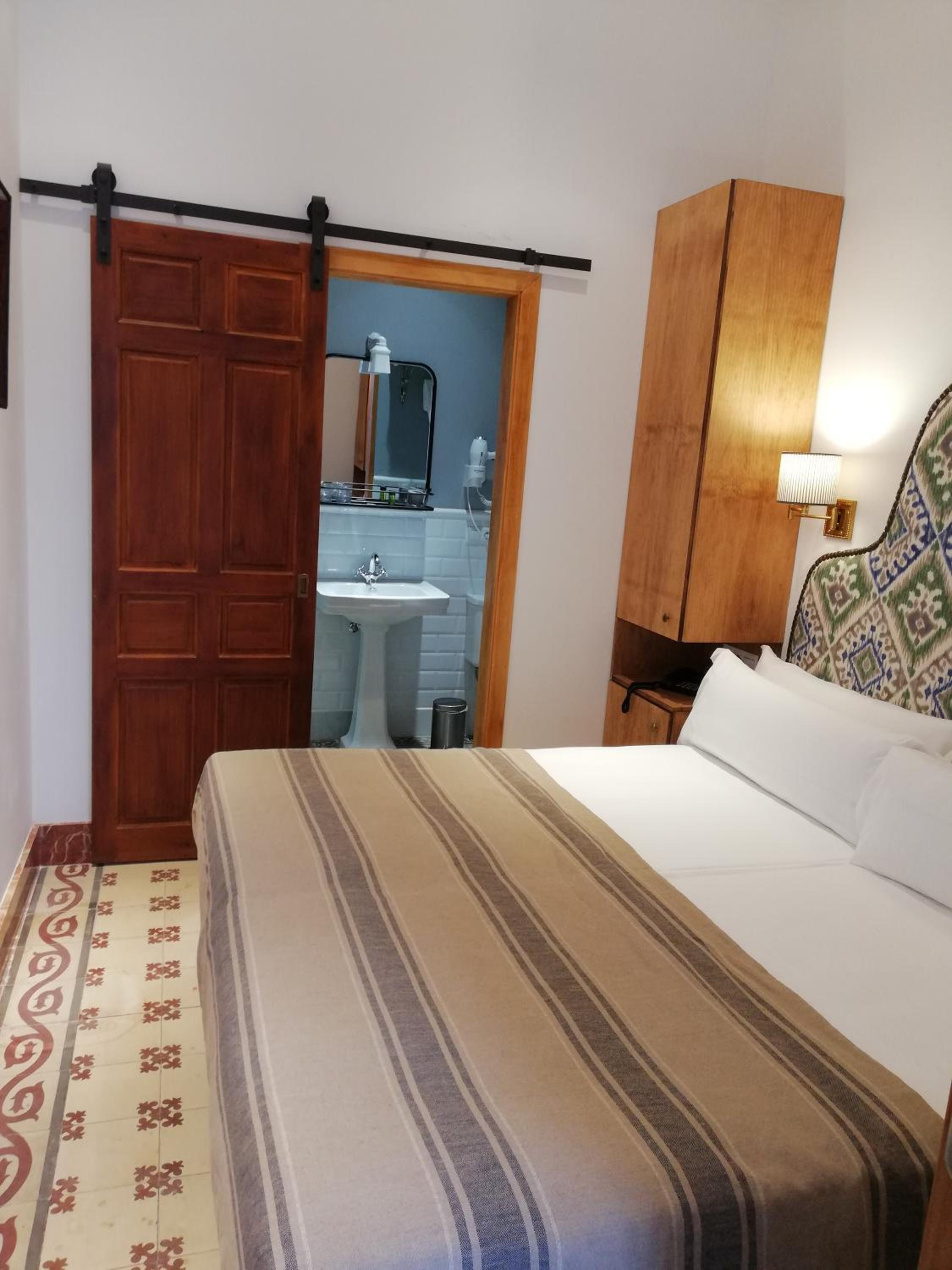 Economy Double Room