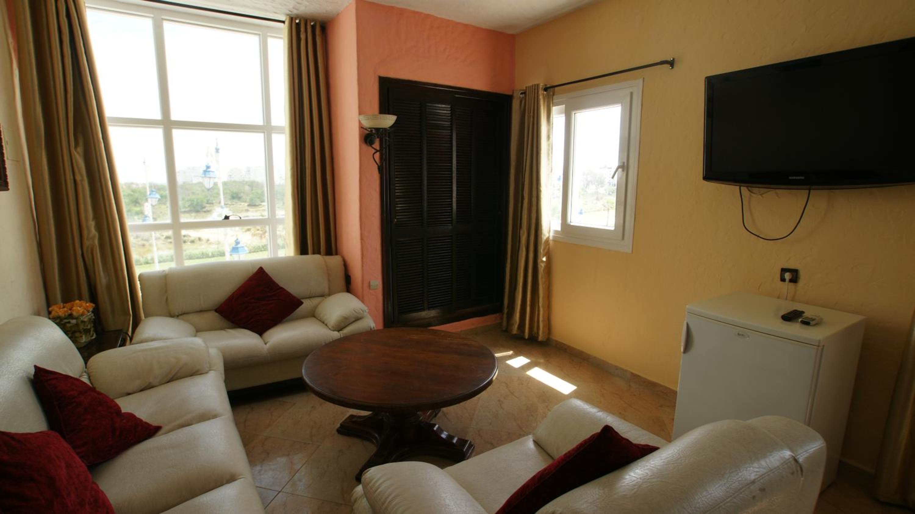 Suite (2 Adults) photo 1