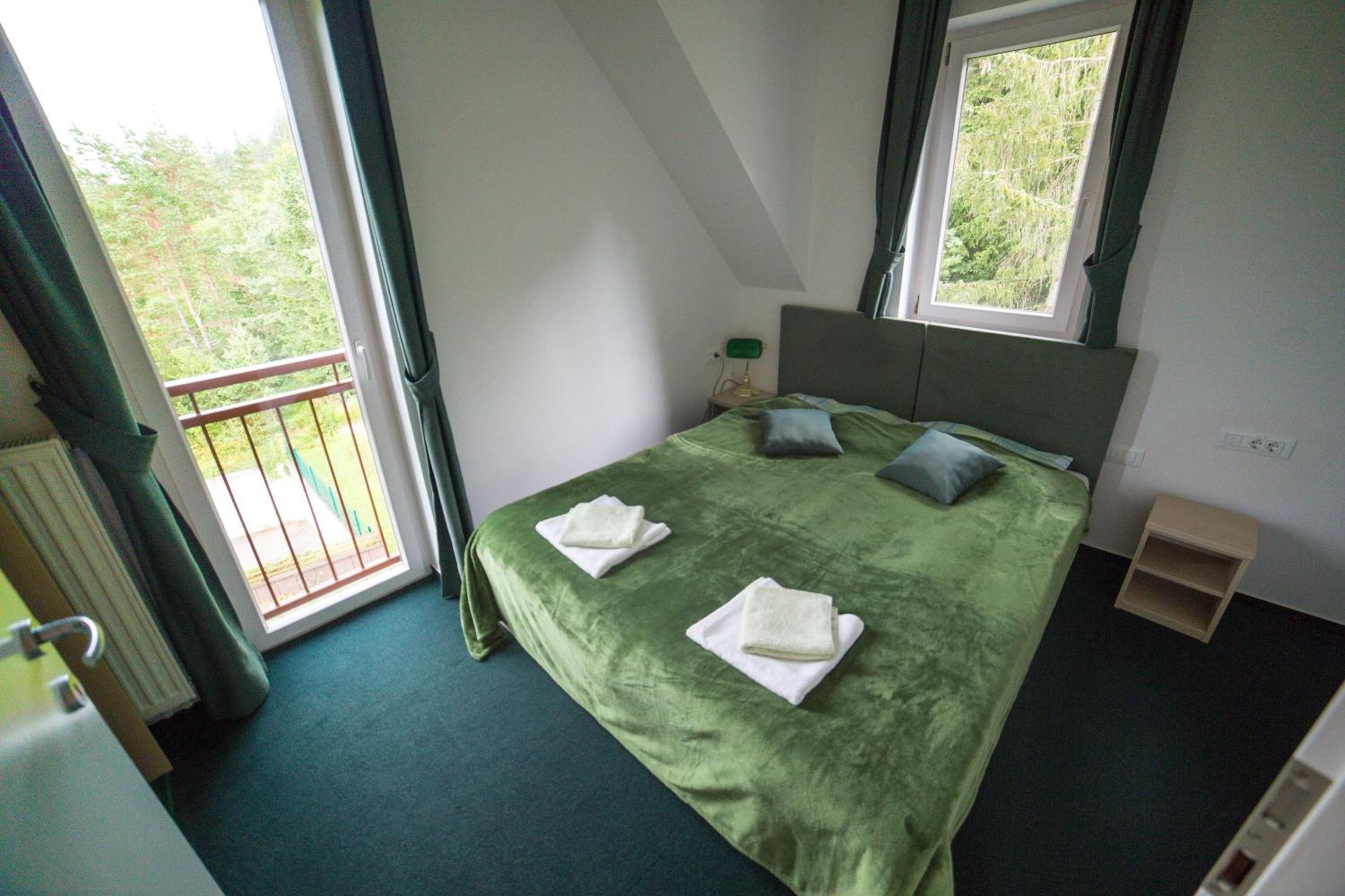 Two-Bedroom Apartment - Photo 9