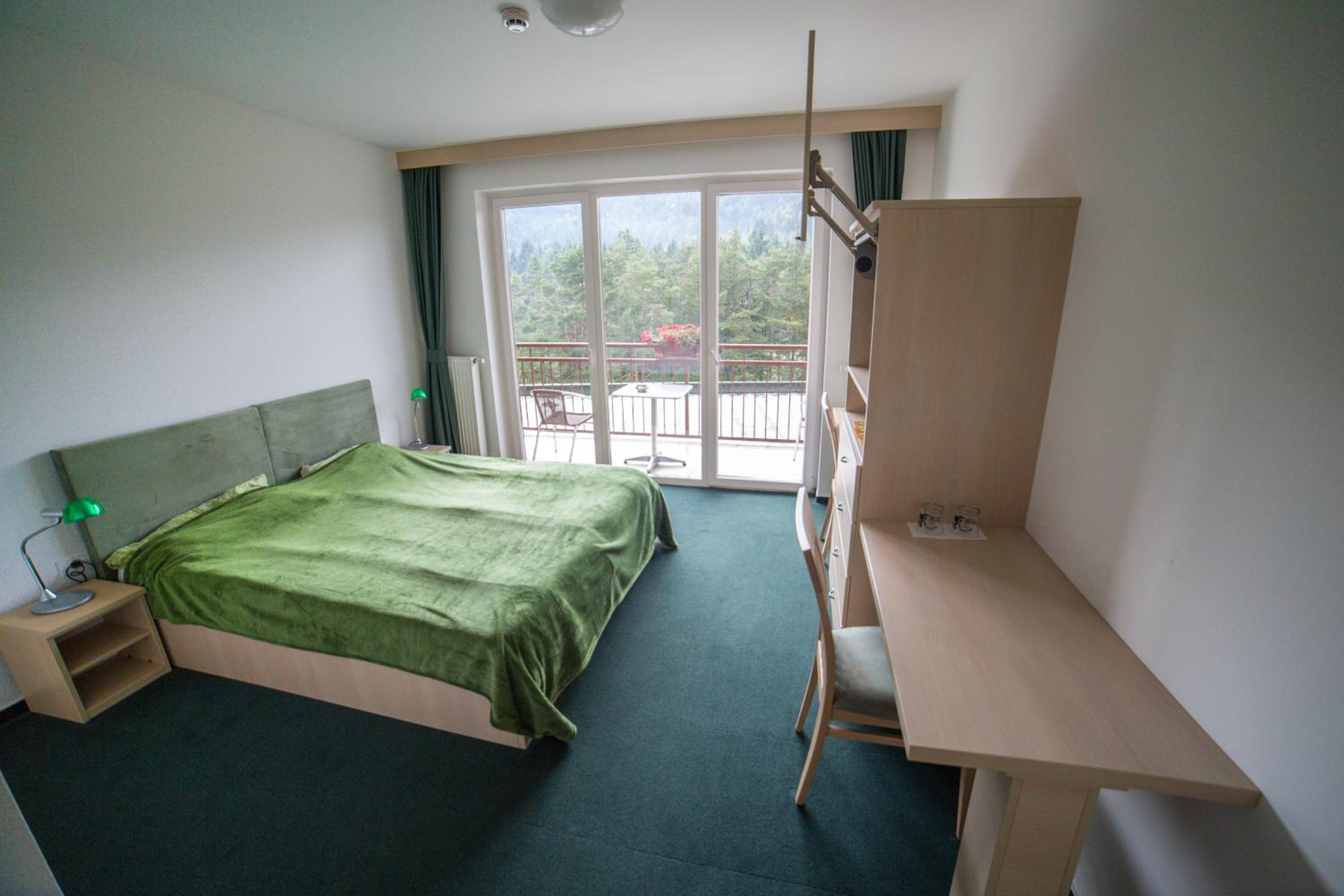 Double Room - Photo 5