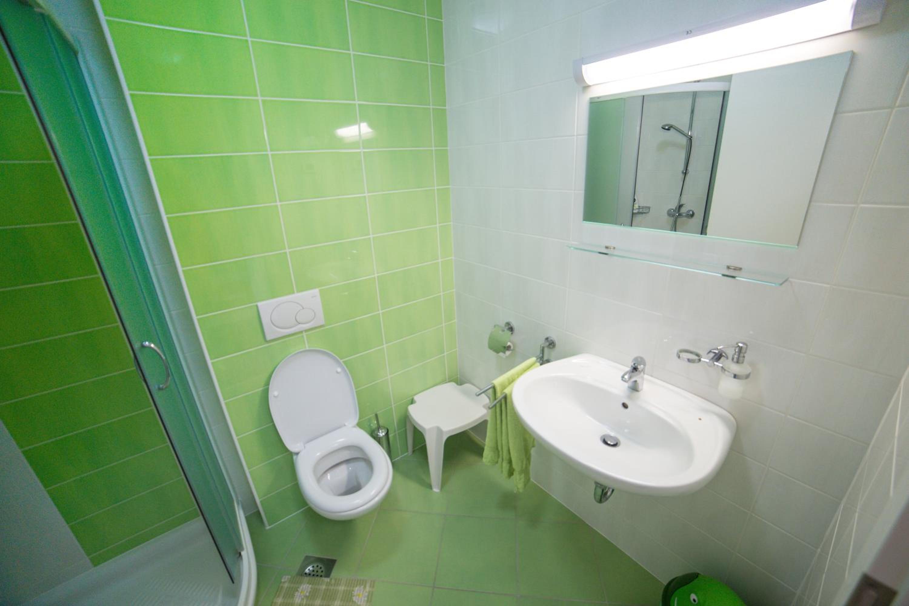Double Room - Photo 7