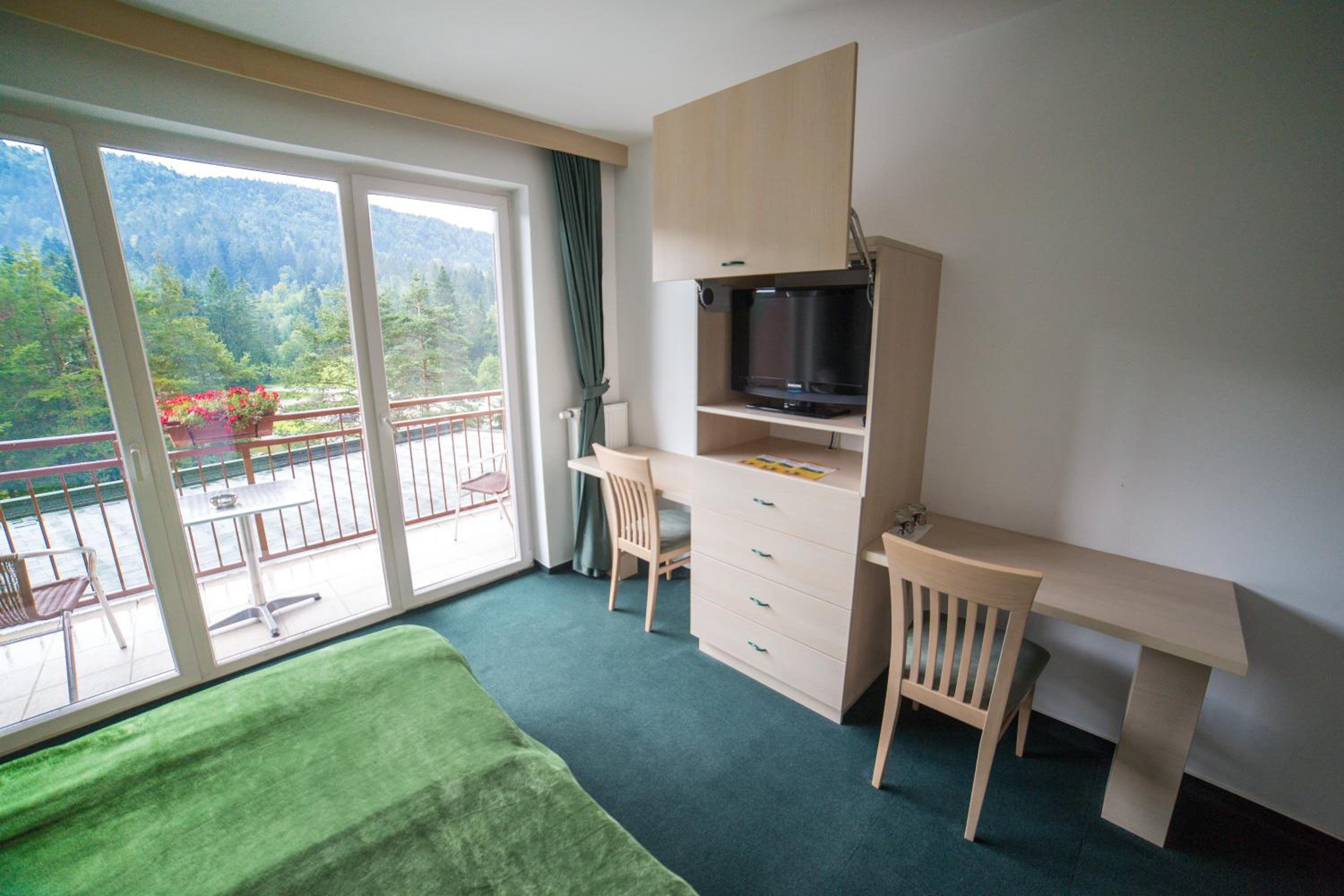 Double Room - Photo 2