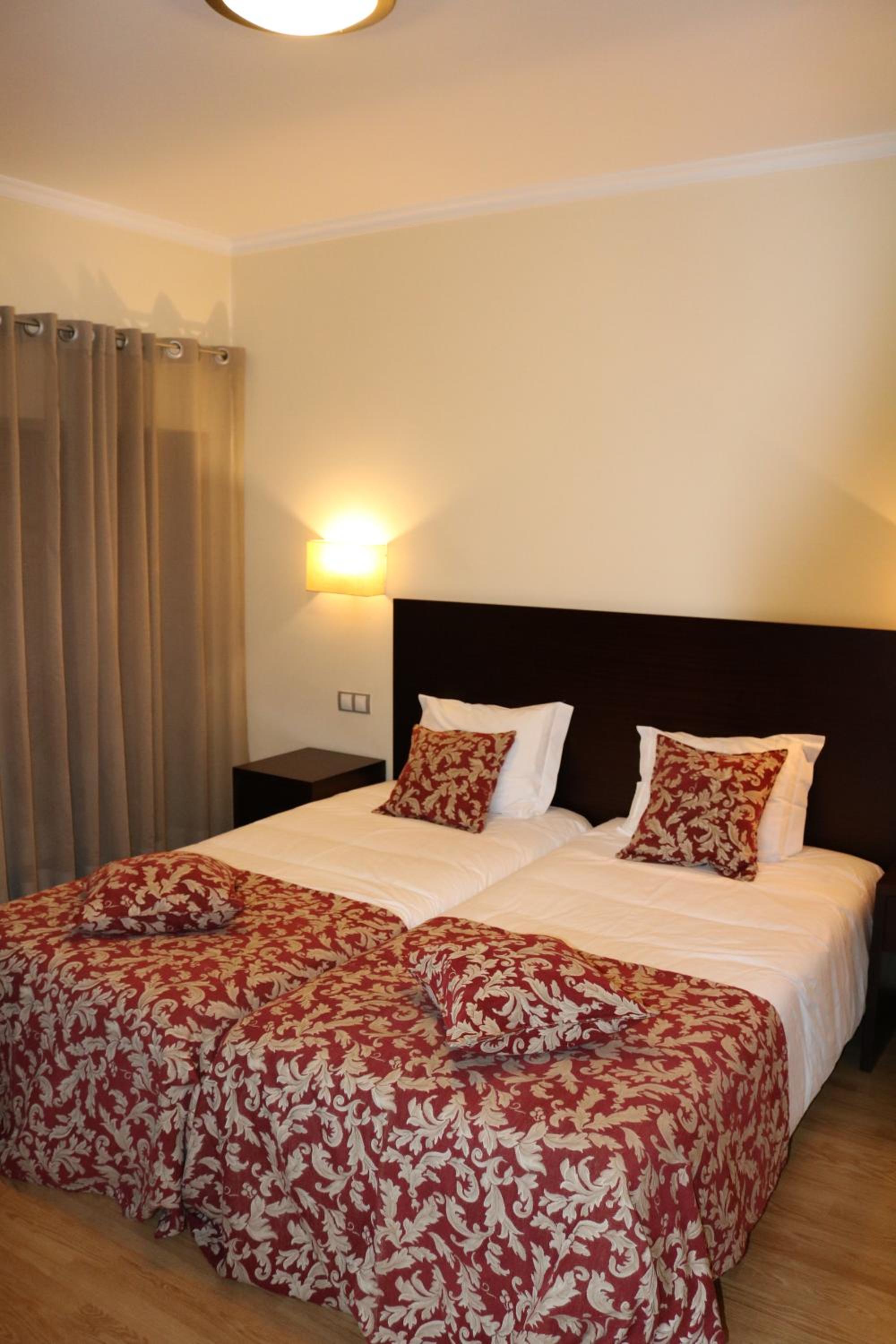 Twin Room - Photo 4