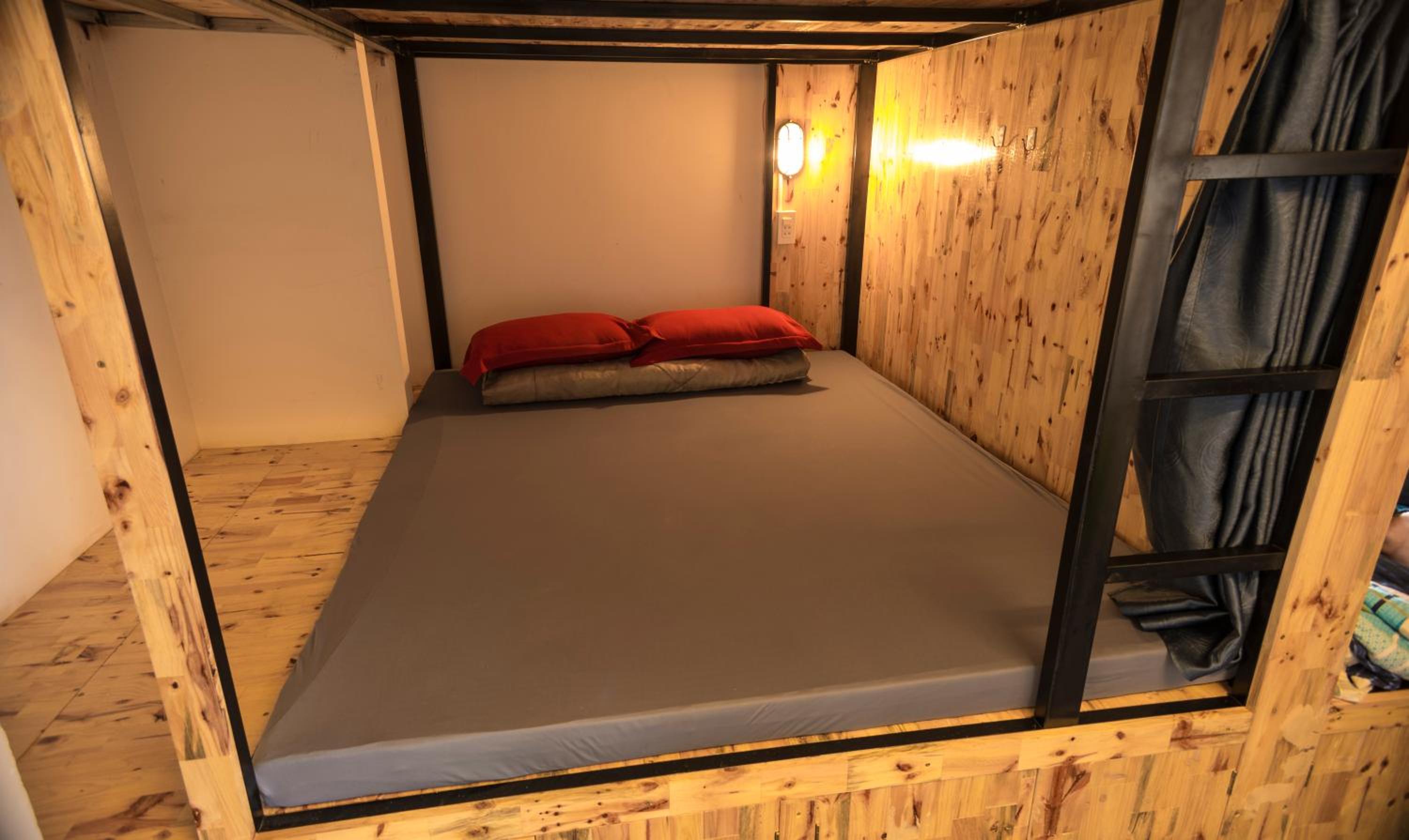Sleep Box - Single Dorm Bed photo 3