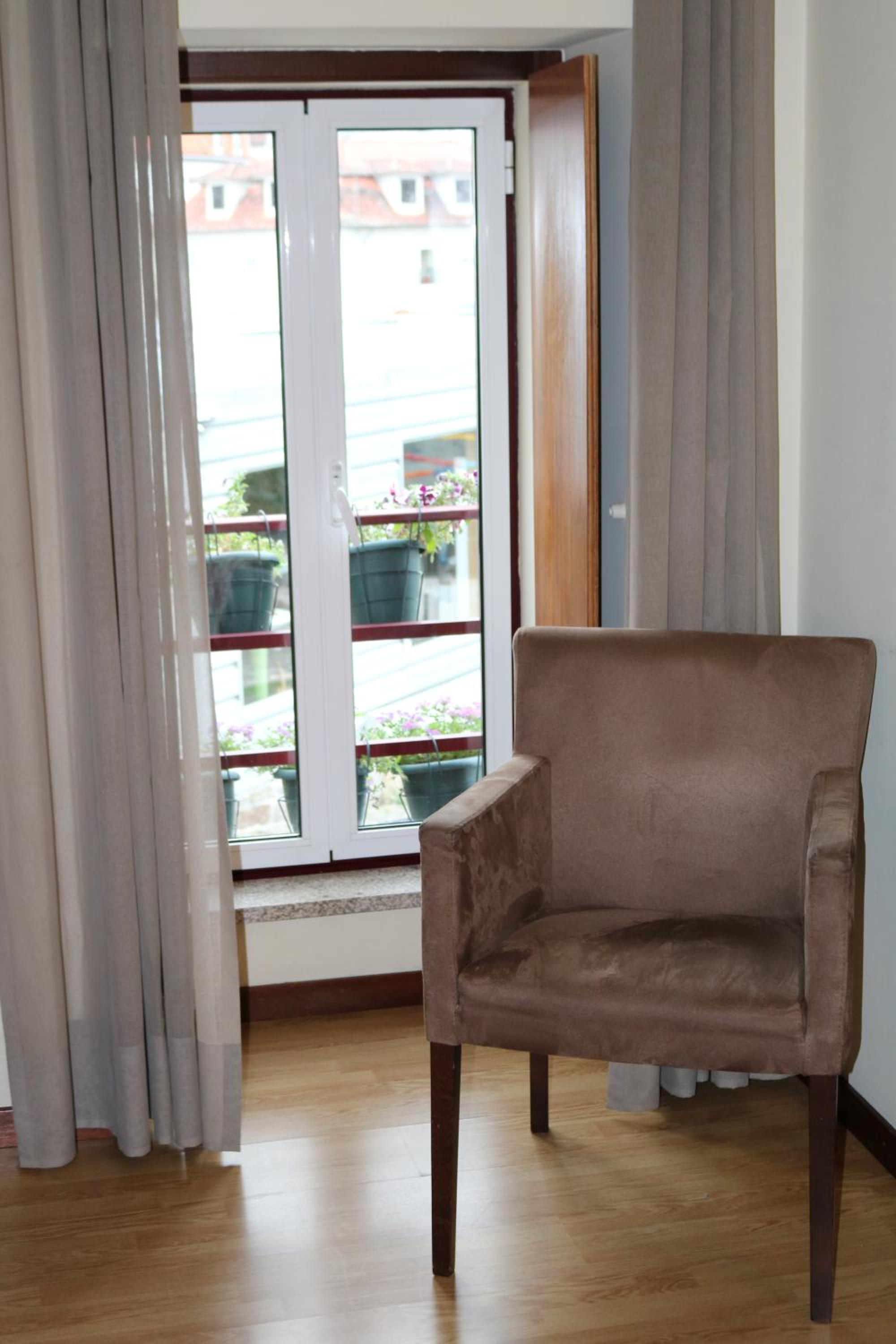 Twin Room - Photo 6