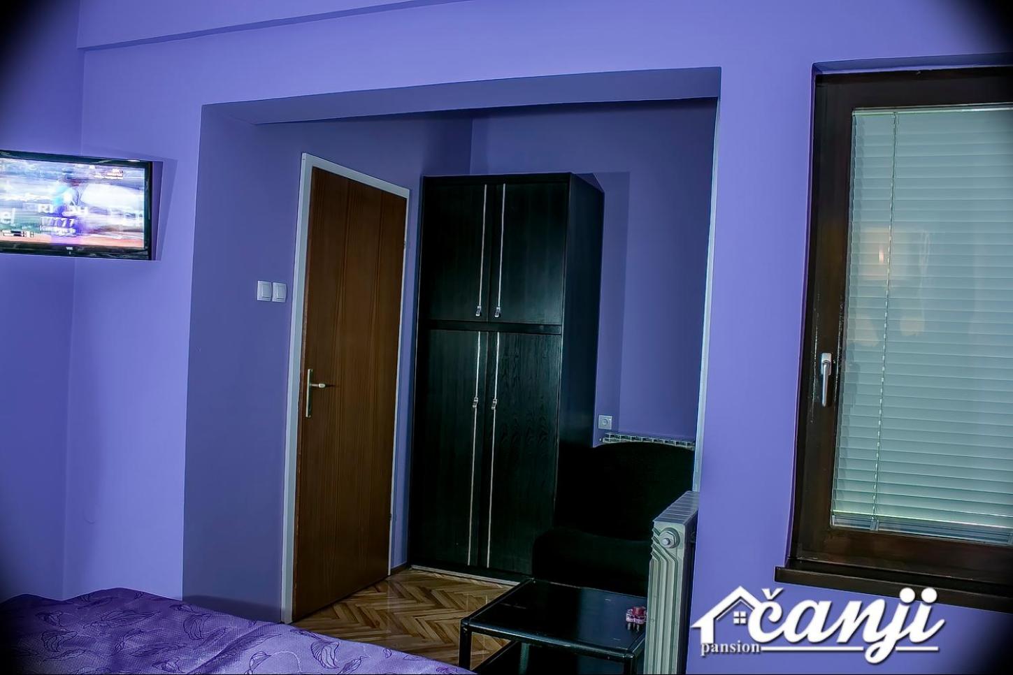 Double Room with Private Bathroom photo 2