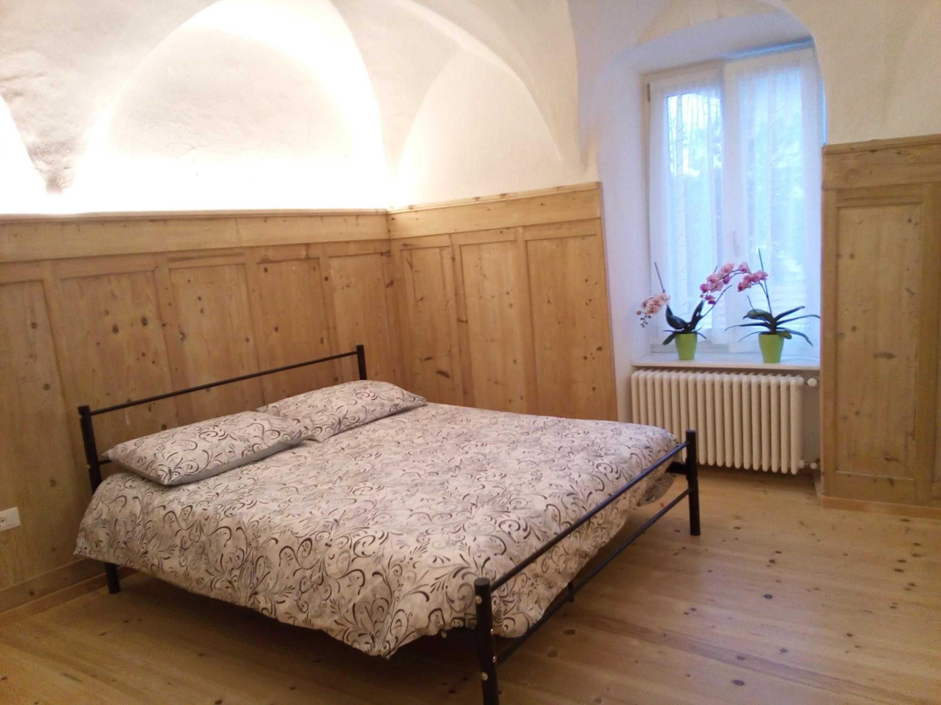 Two-Bedroom Apartment - Photo 13