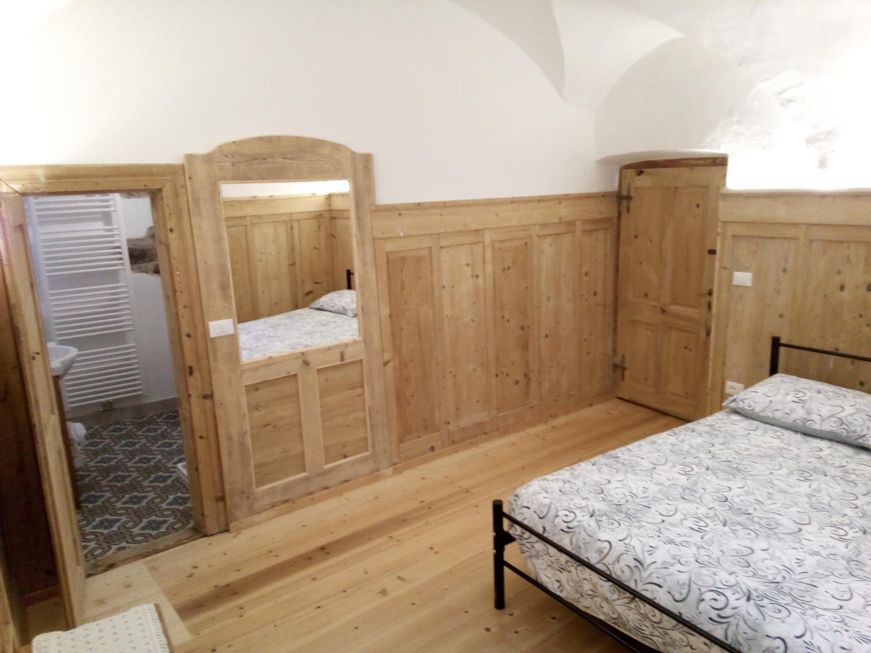 Two-Bedroom Apartment - Photo 12