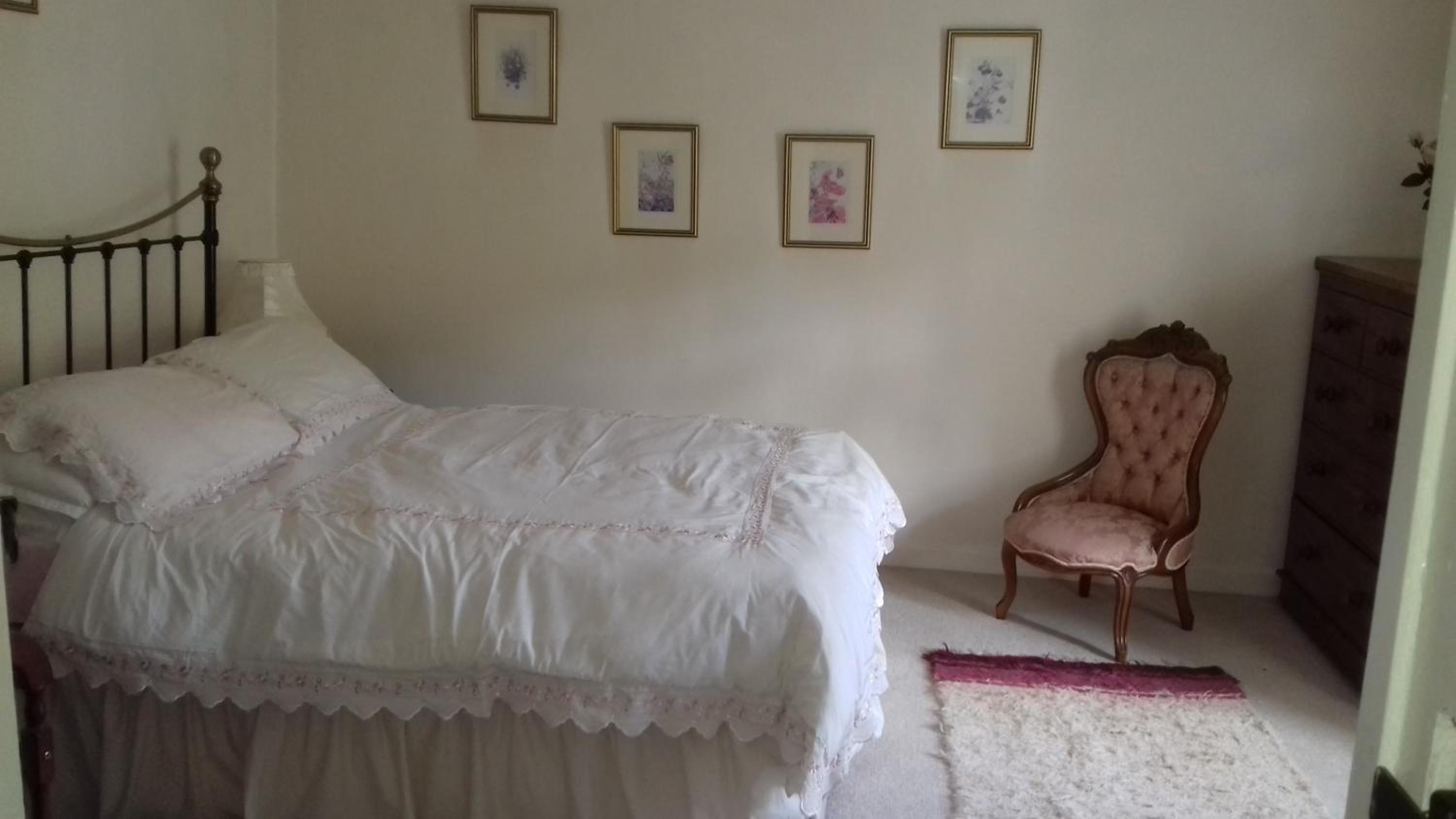 Double Room - Photo 2