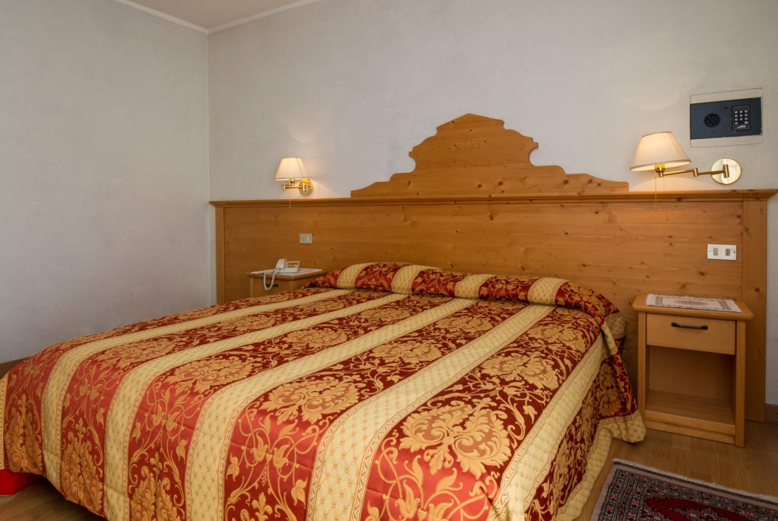 Double Room with Balcony photo 3