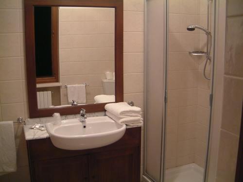 Superior Double or Twin Room - Photo 2