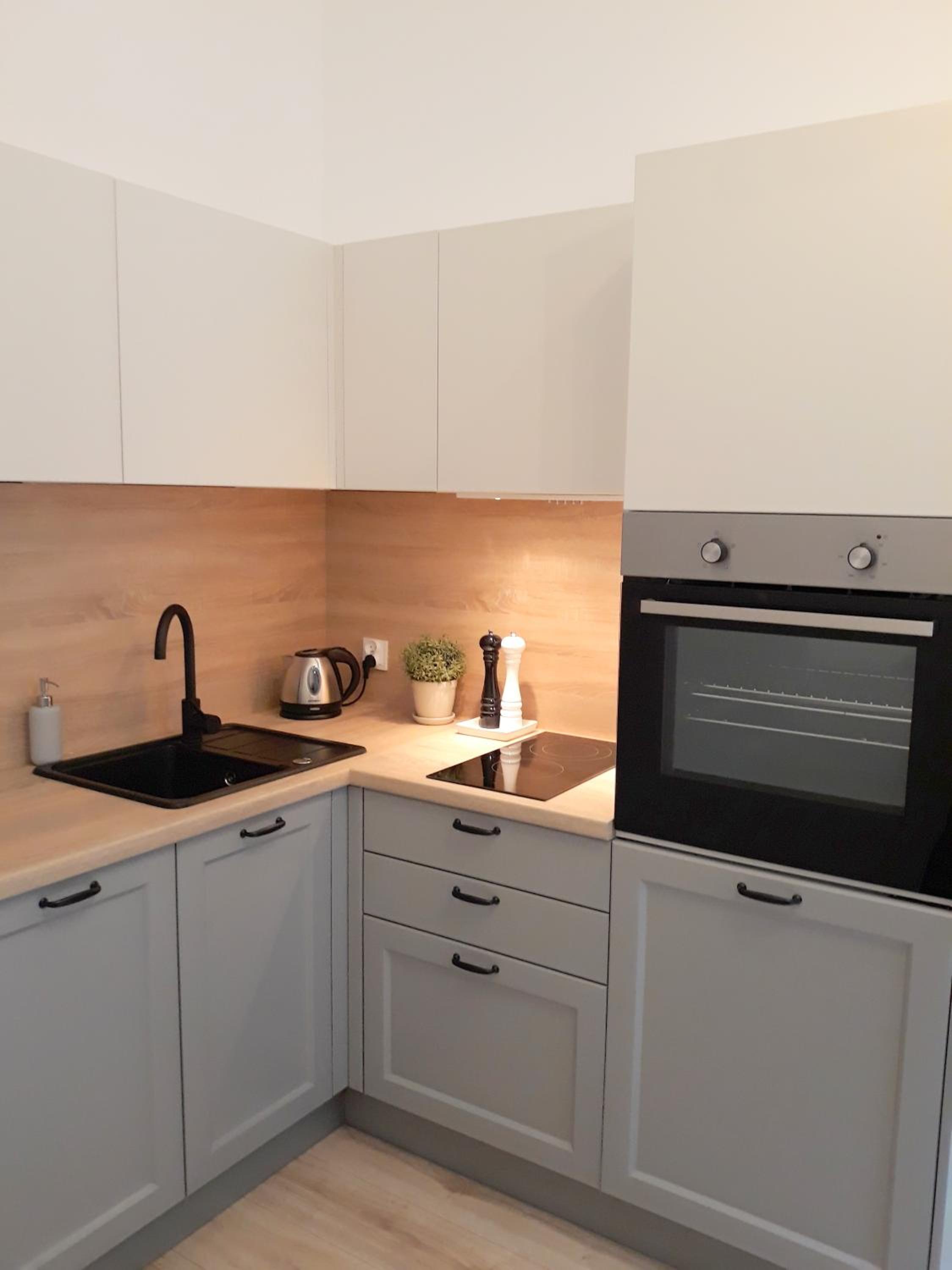 Studio Apartment - Photo 7