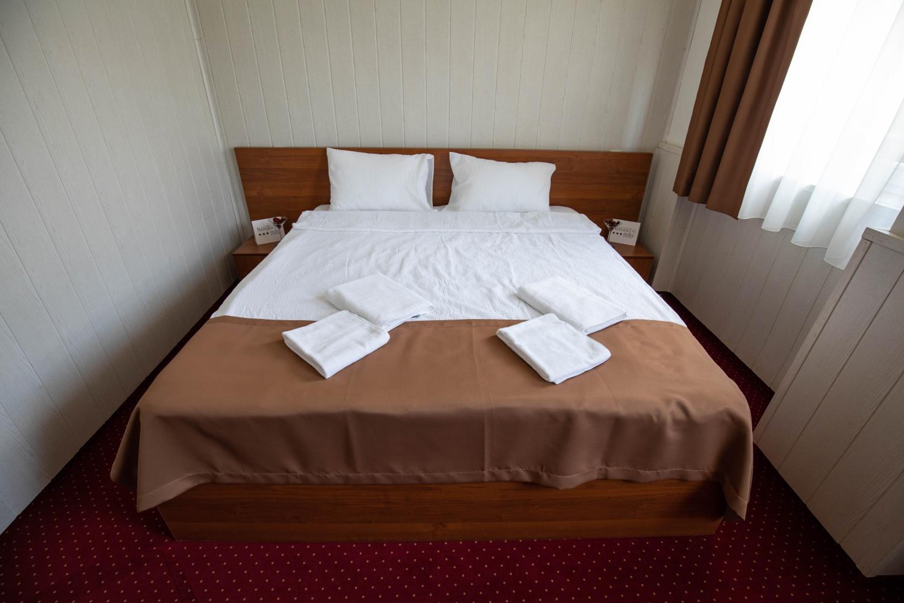 Deluxe Double Room - Photo 4