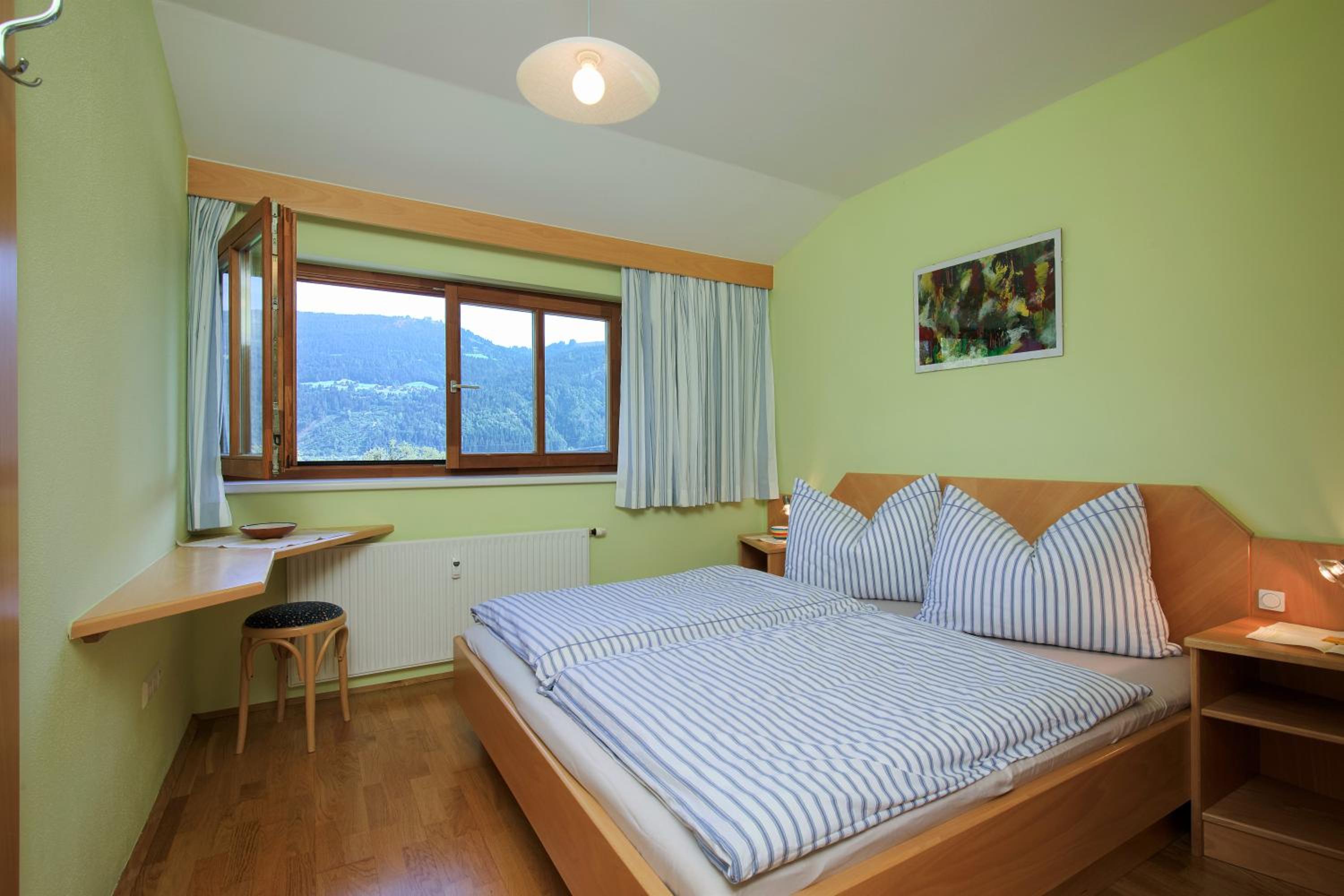 Apartment - Split Level photo 1