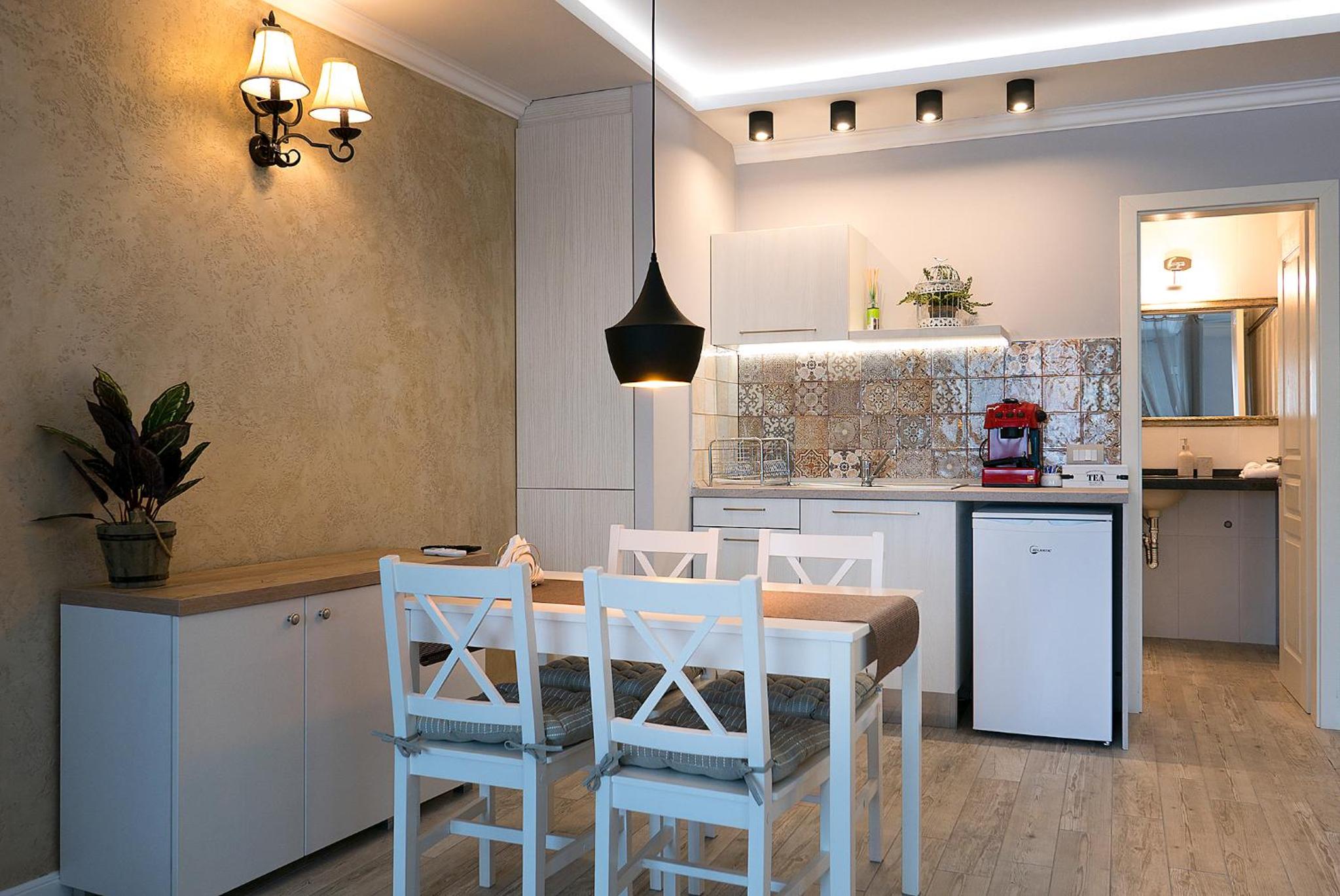 Apartment - Photo 19