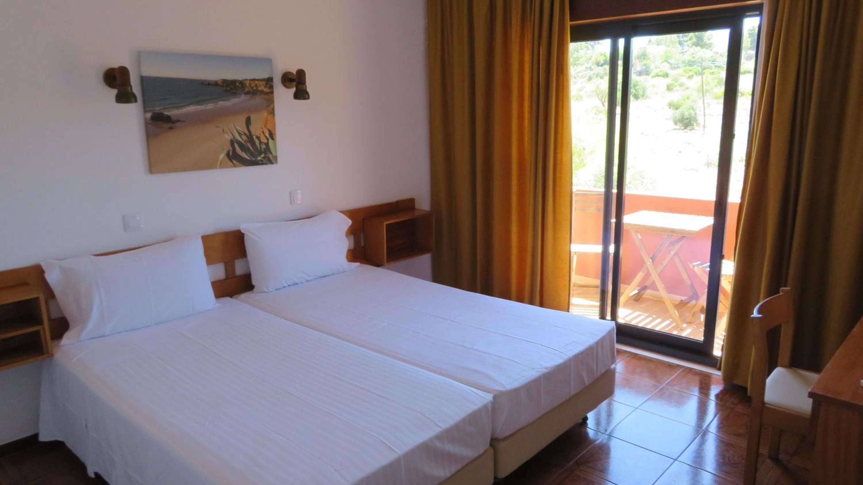 Superior Twin Room with Balcony photo 1