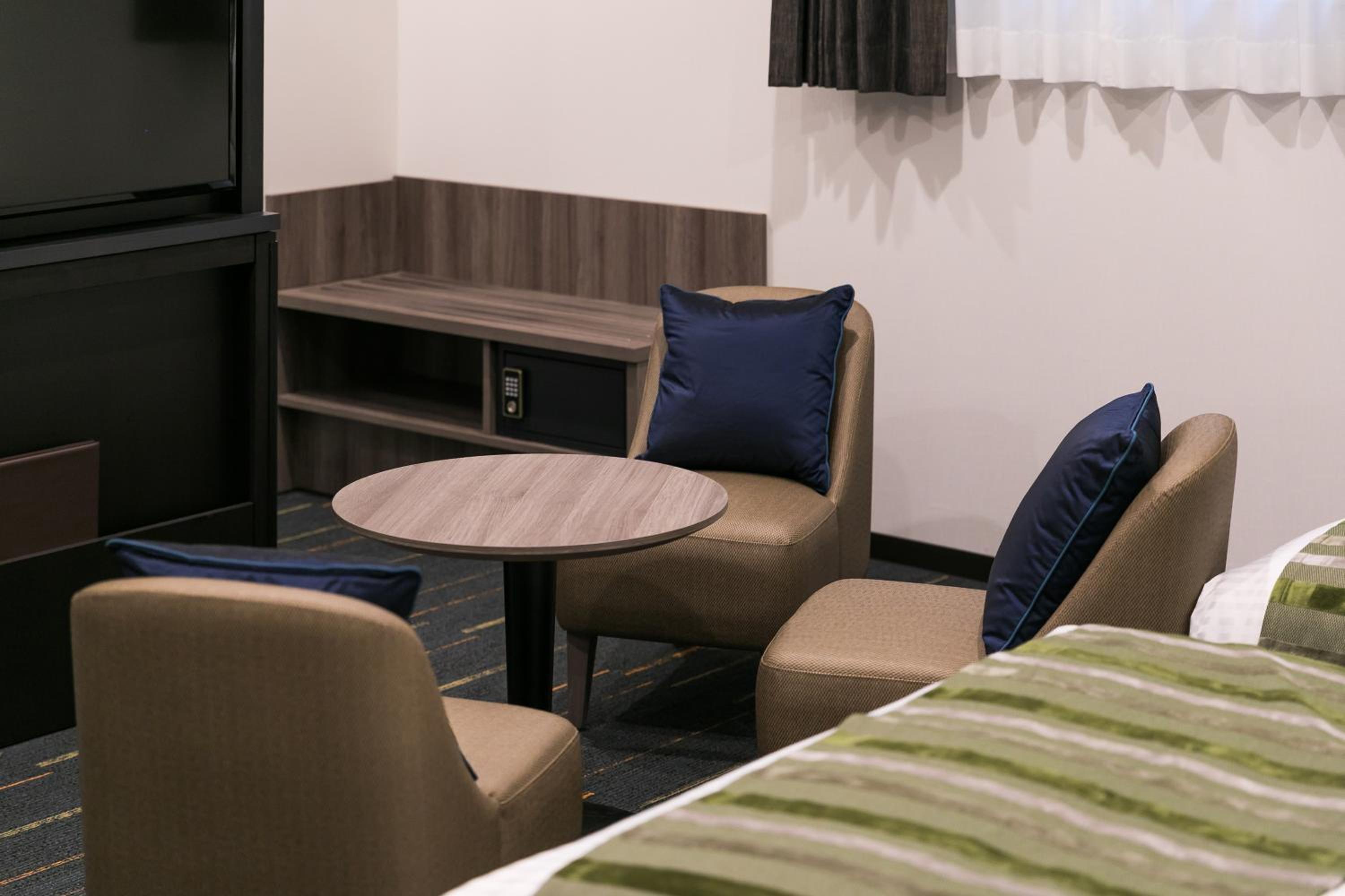 Standard Triple Room photo 2