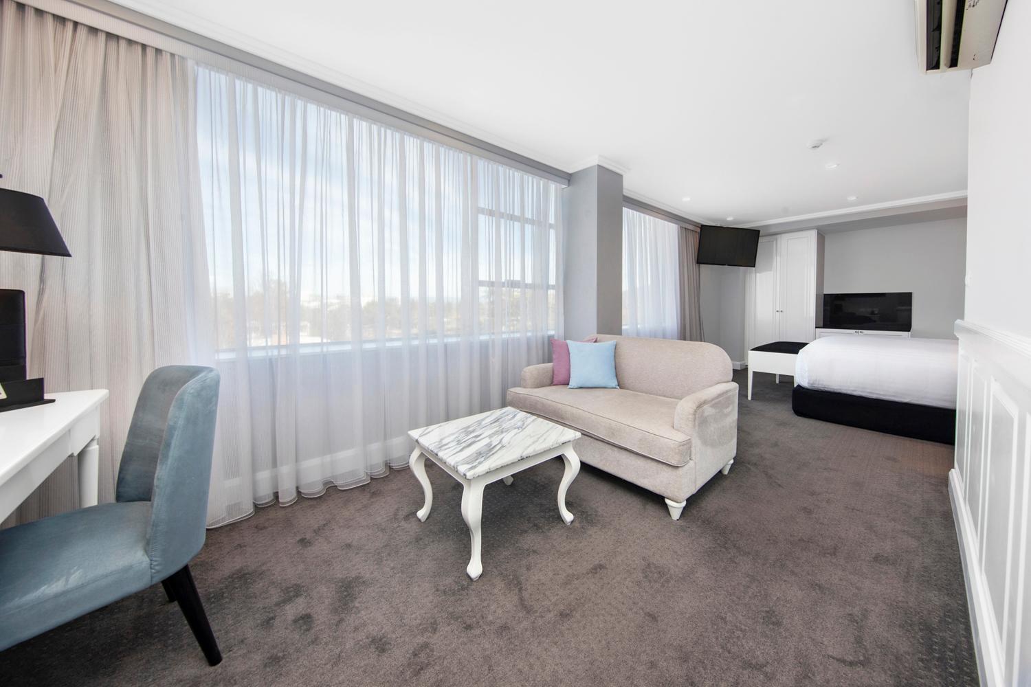 Studio Suite photo 2