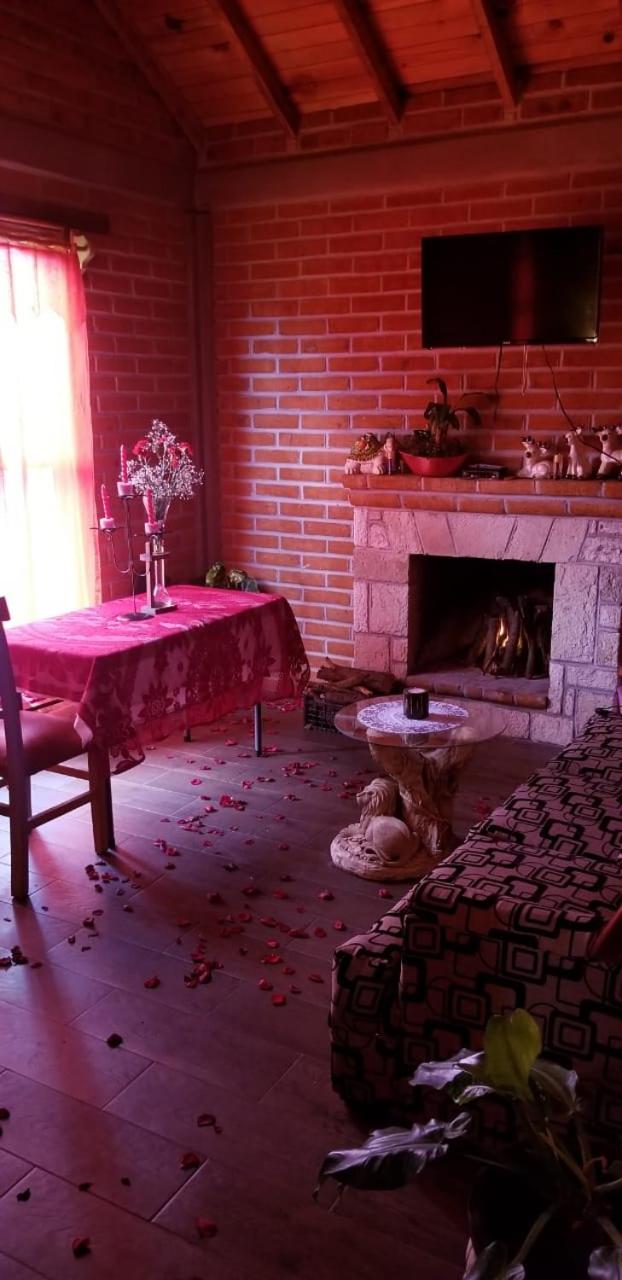 One-Bedroom House - Photo 23