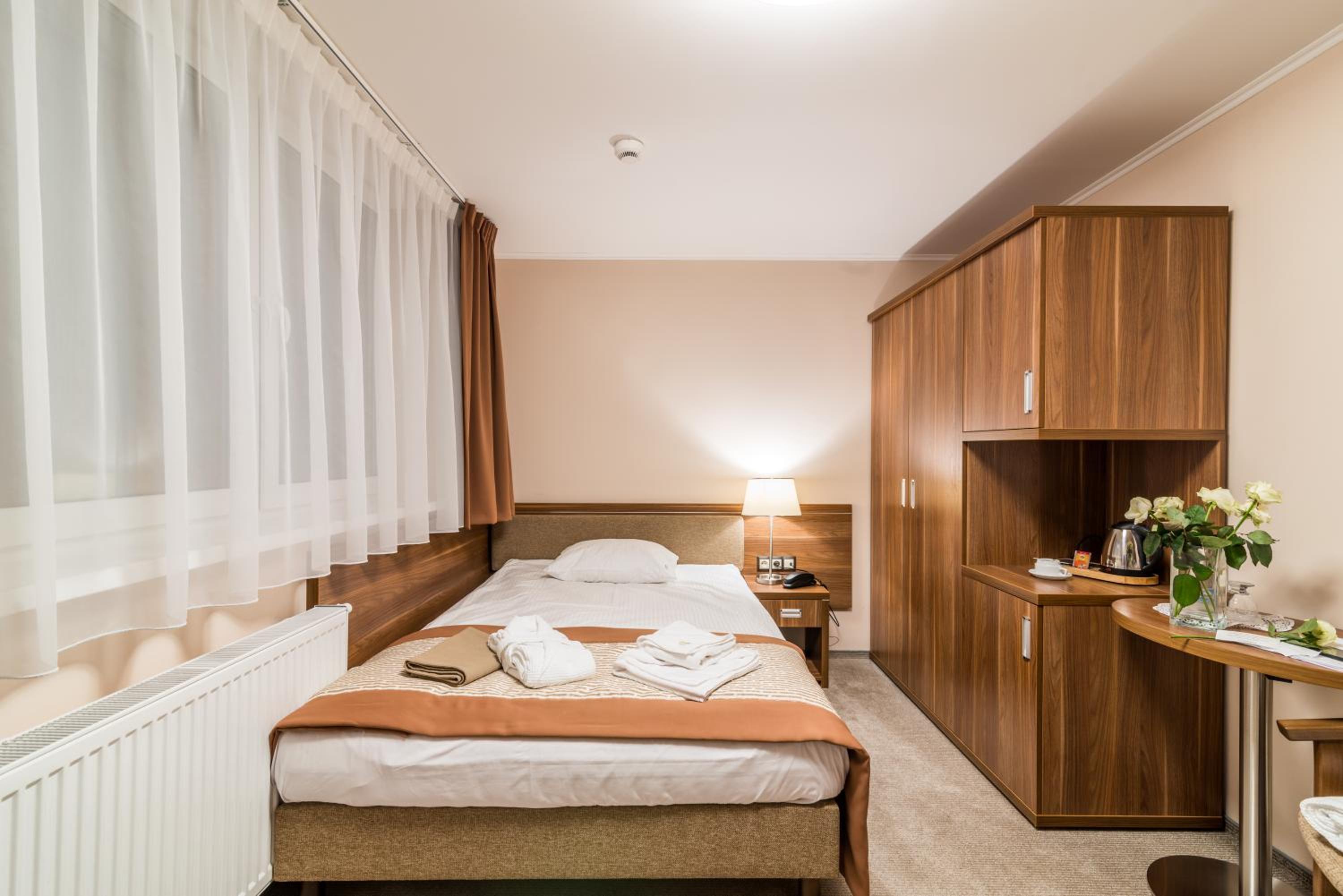 Classic Single Room