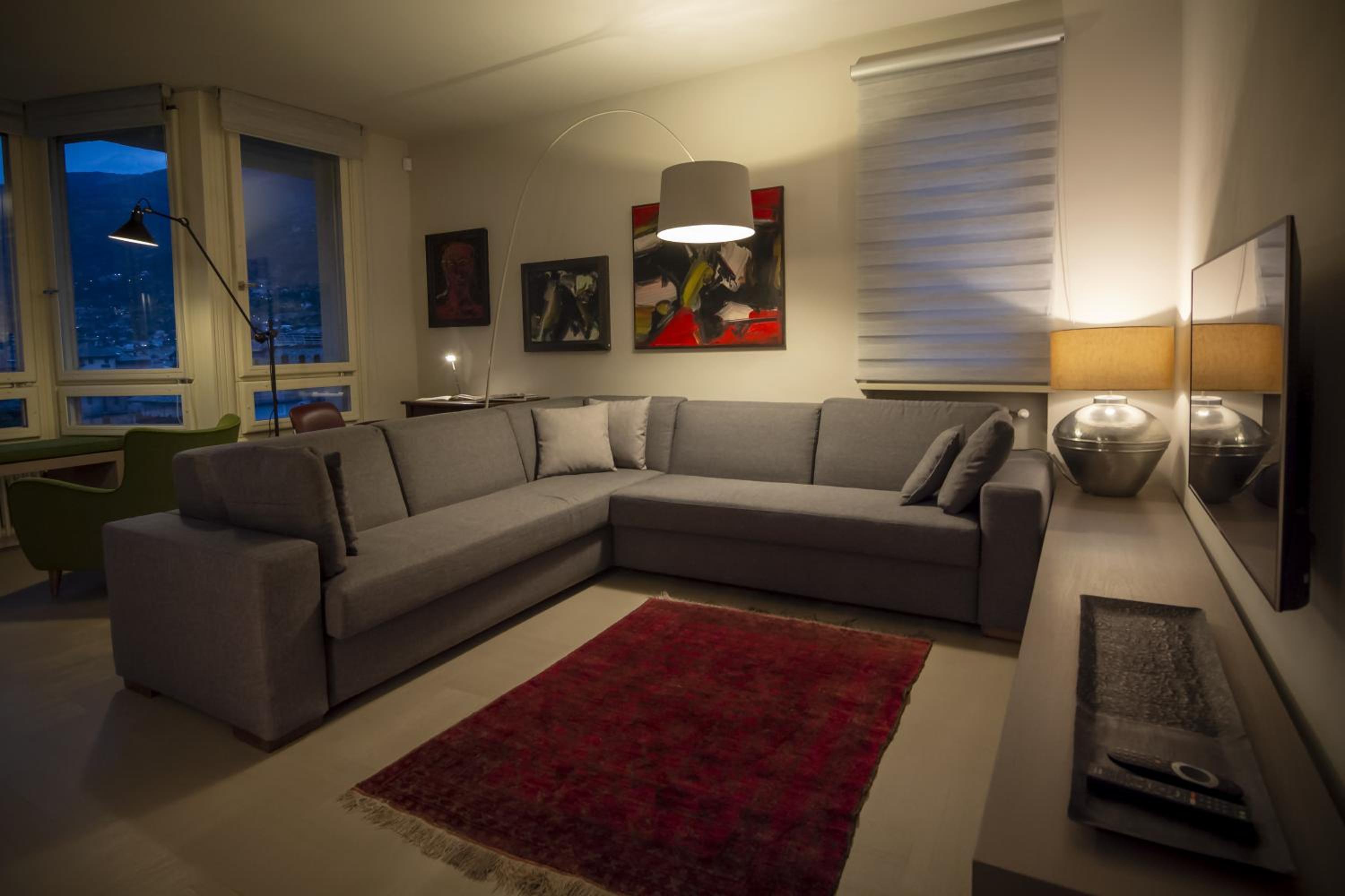 Deluxe Apartment photo 2