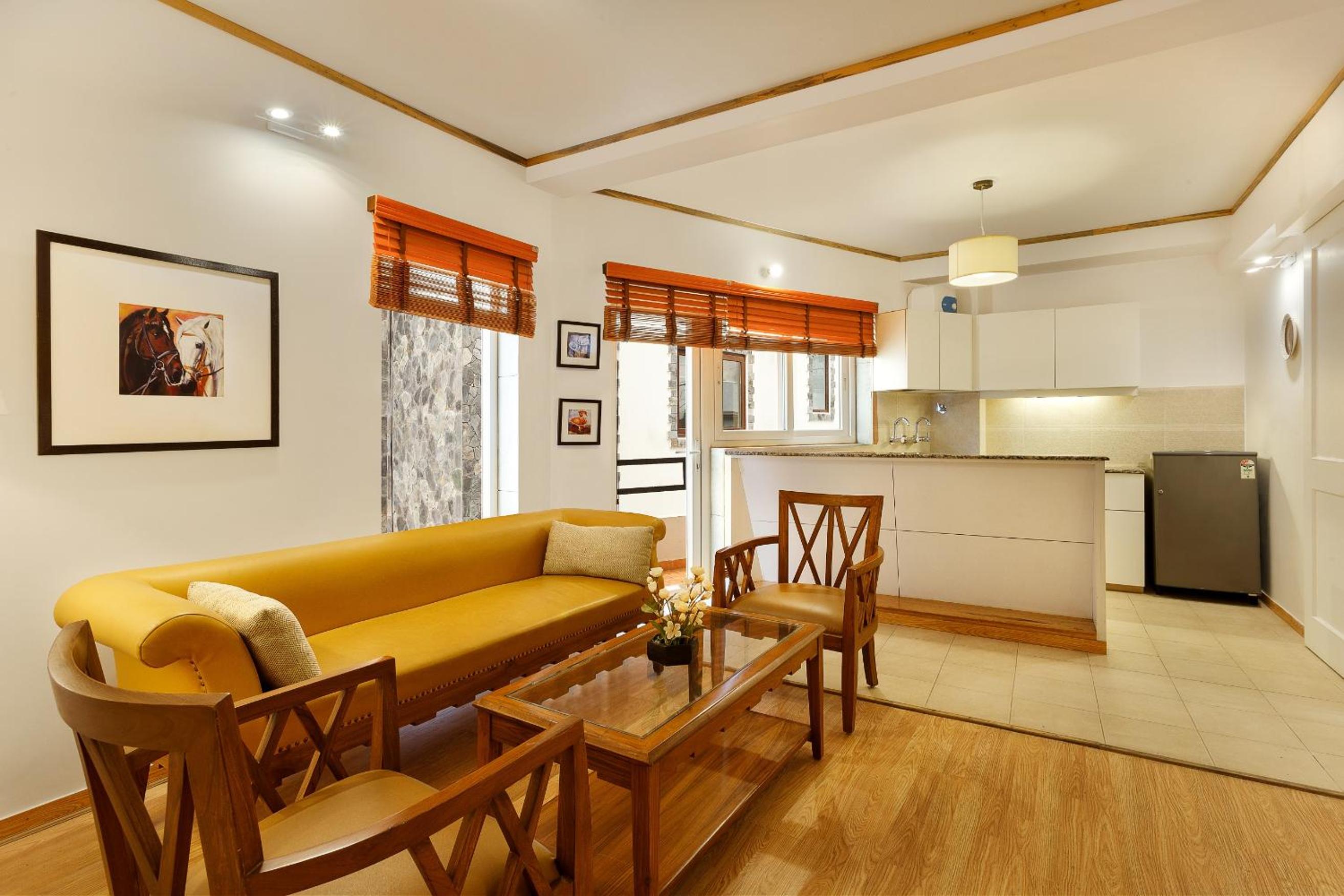 One-Bedroom Apartment - Photo 4