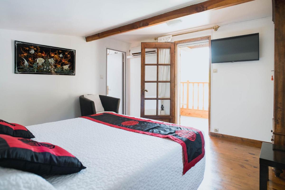 Double Room with Garden View photo 1