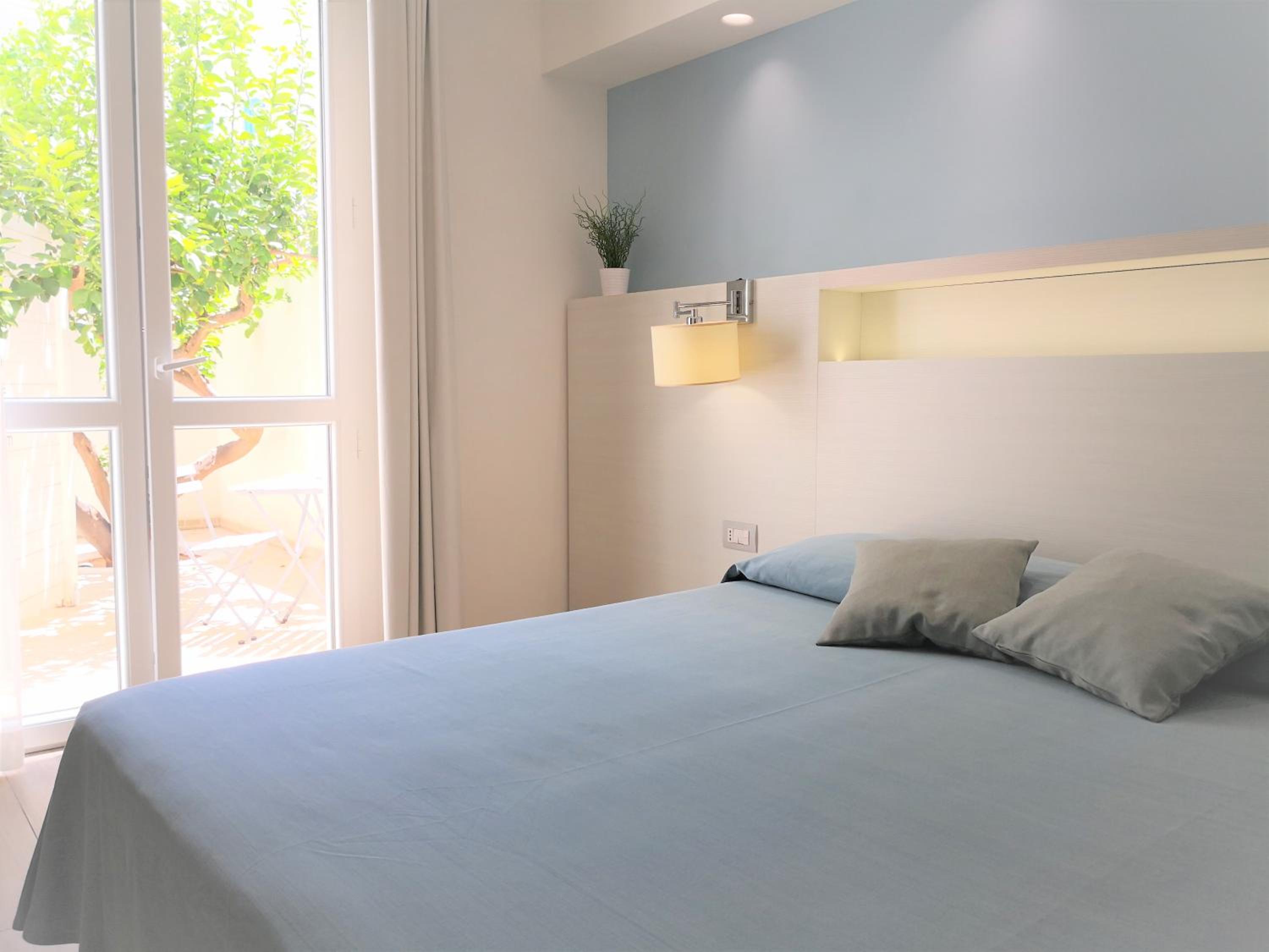 Double Room with Patio photo 1