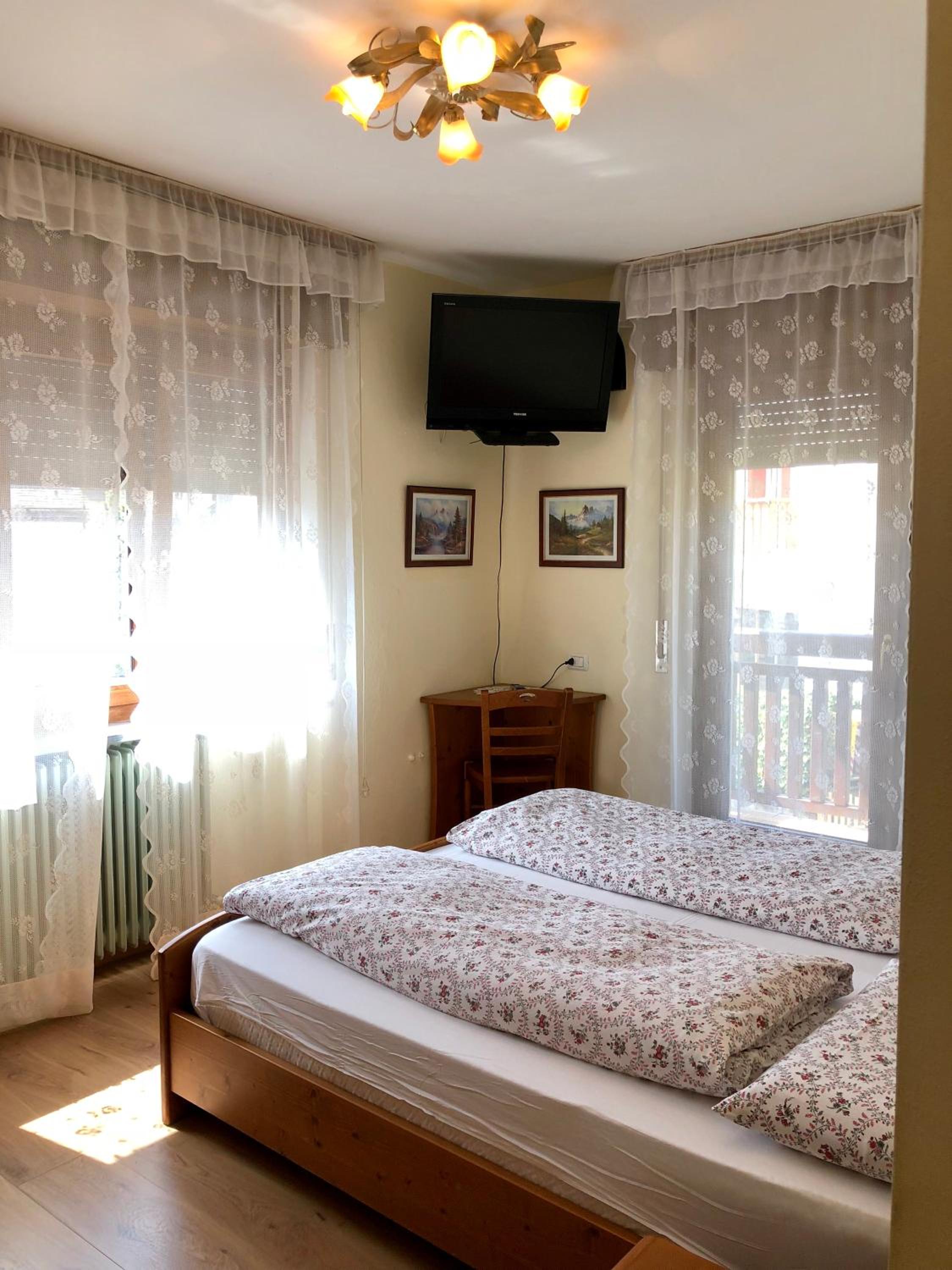 Deluxe Double or Twin Room with Balcony photo 1