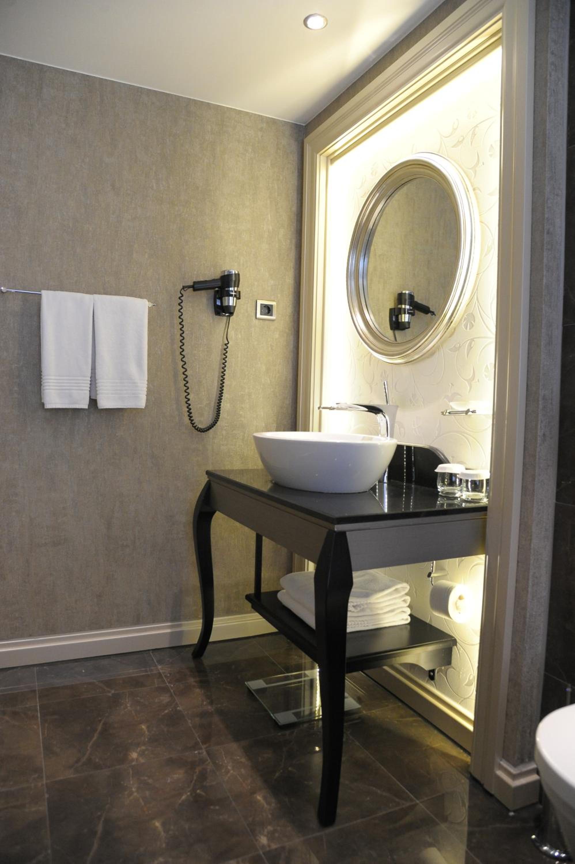Executive Deluxe Double Room photo 3