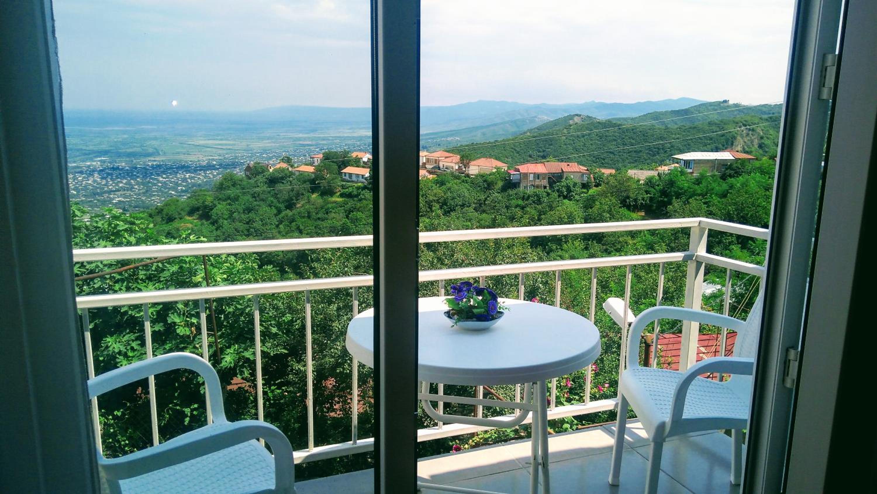 Deluxe Double Room with Balcony photo 2