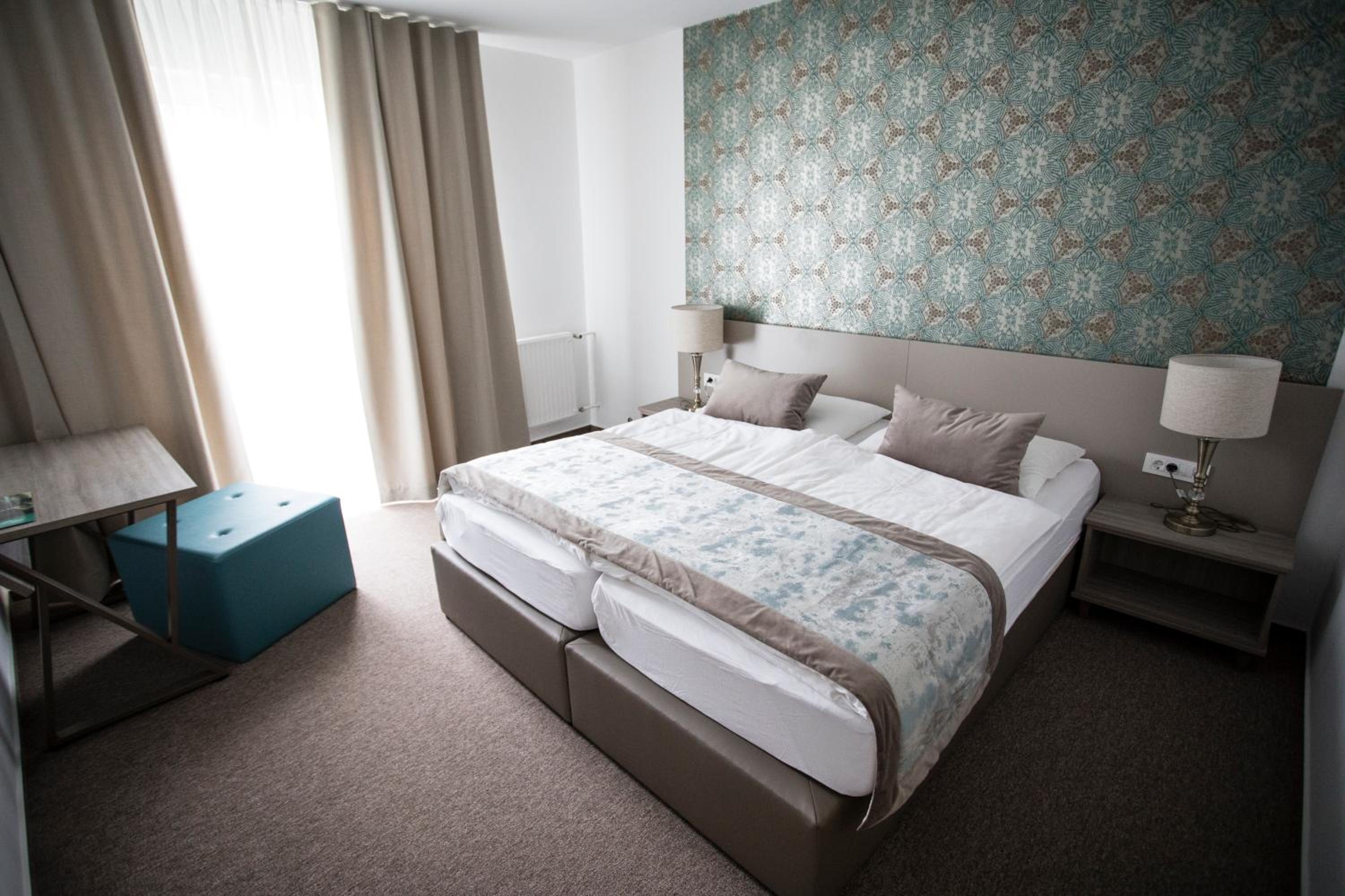 Double or Twin Room - Photo 1
