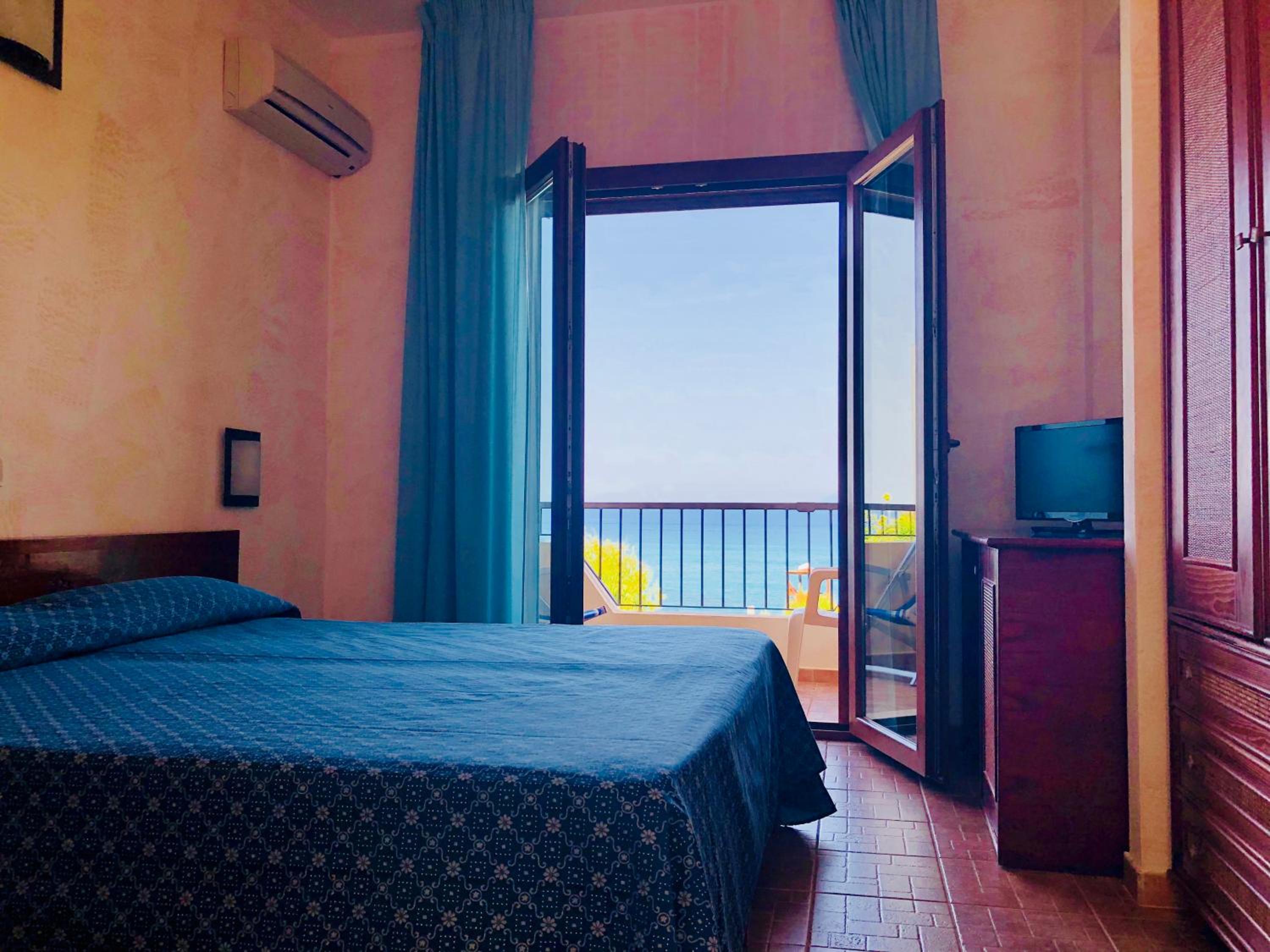 Quarto Duplo ou Twin com Vista para o Mar