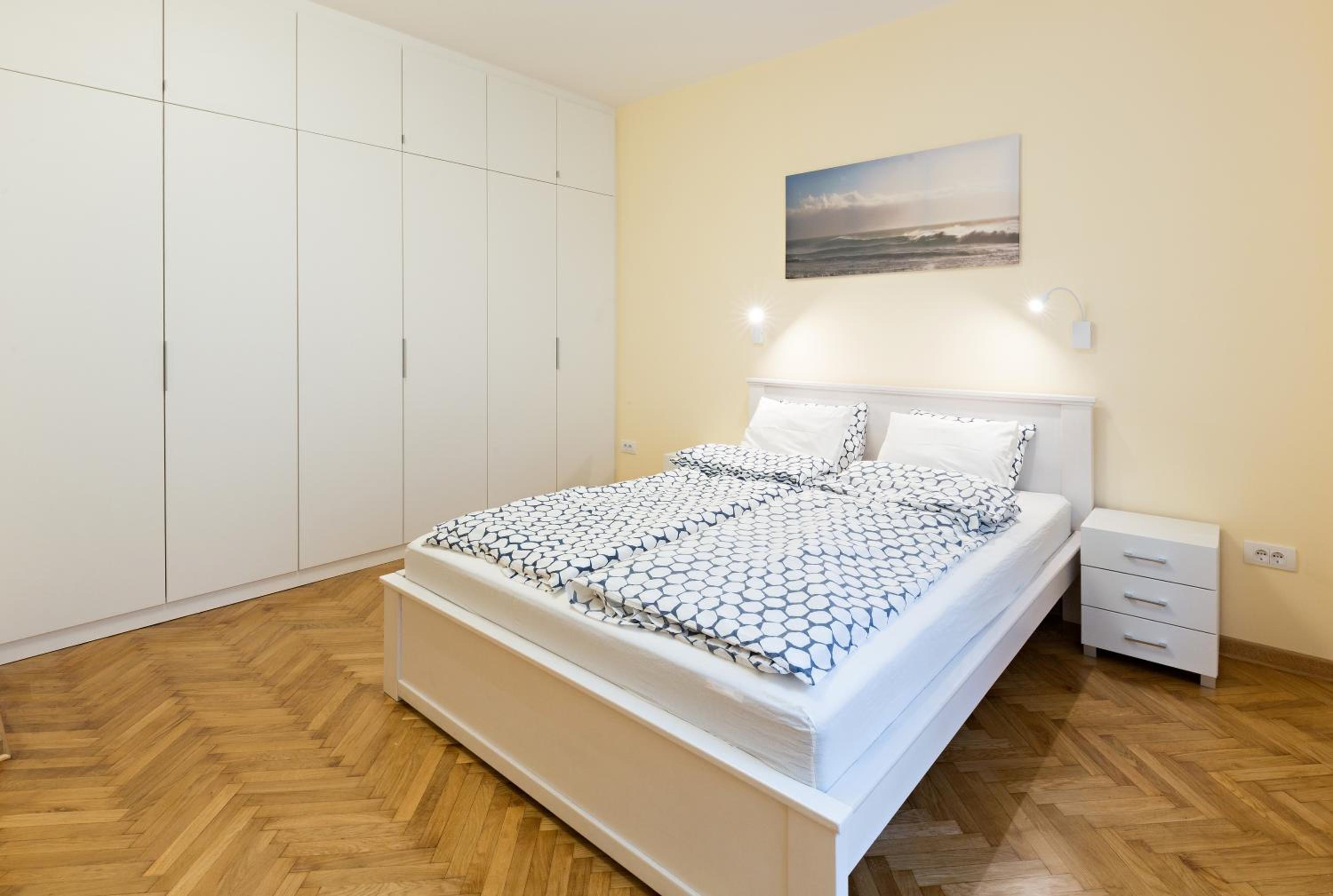 Deluxe Apartment photo 1